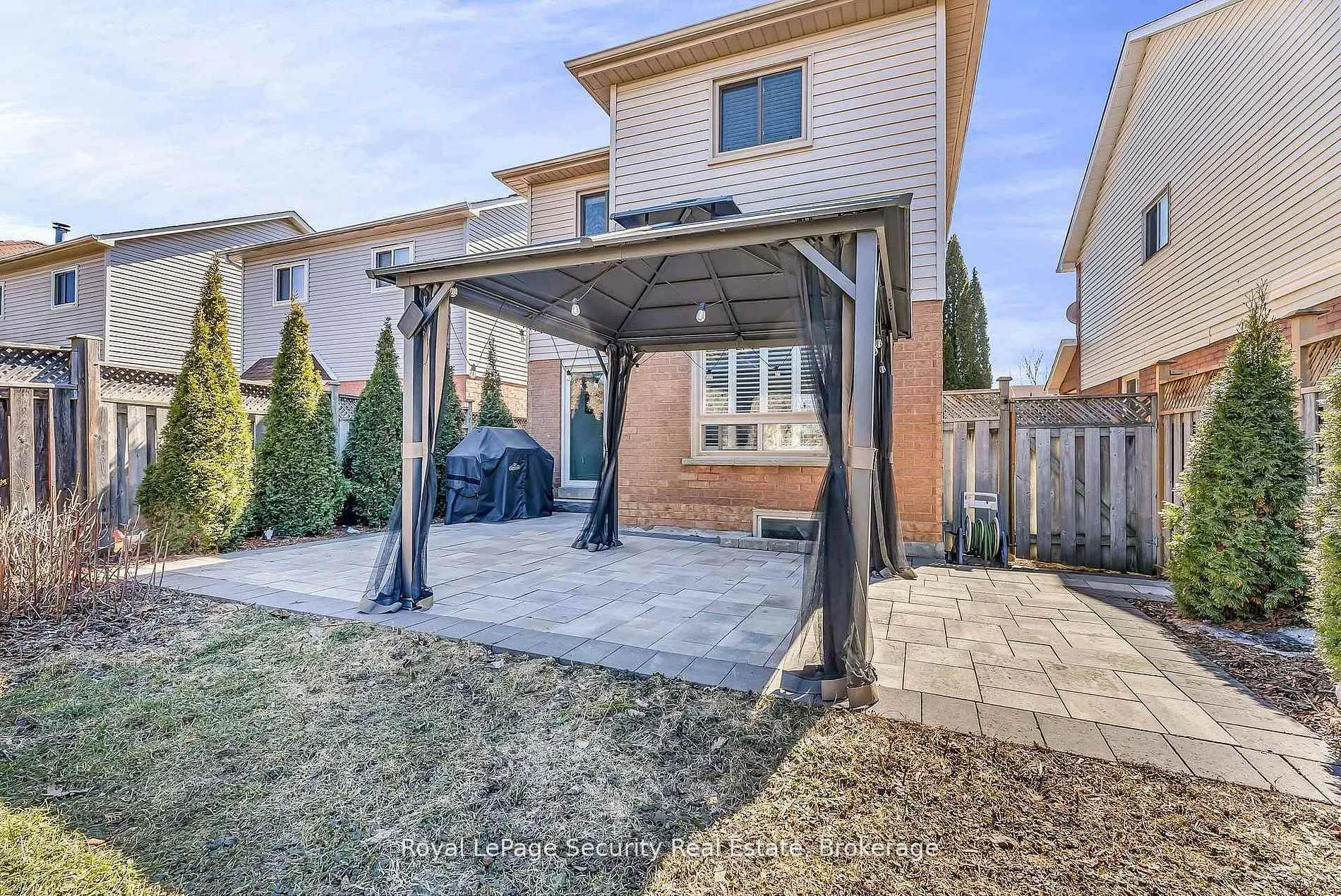 Photo 30 of 1197 Beaver Valley Crescent, Oshawa, Northglen — HOMEH
