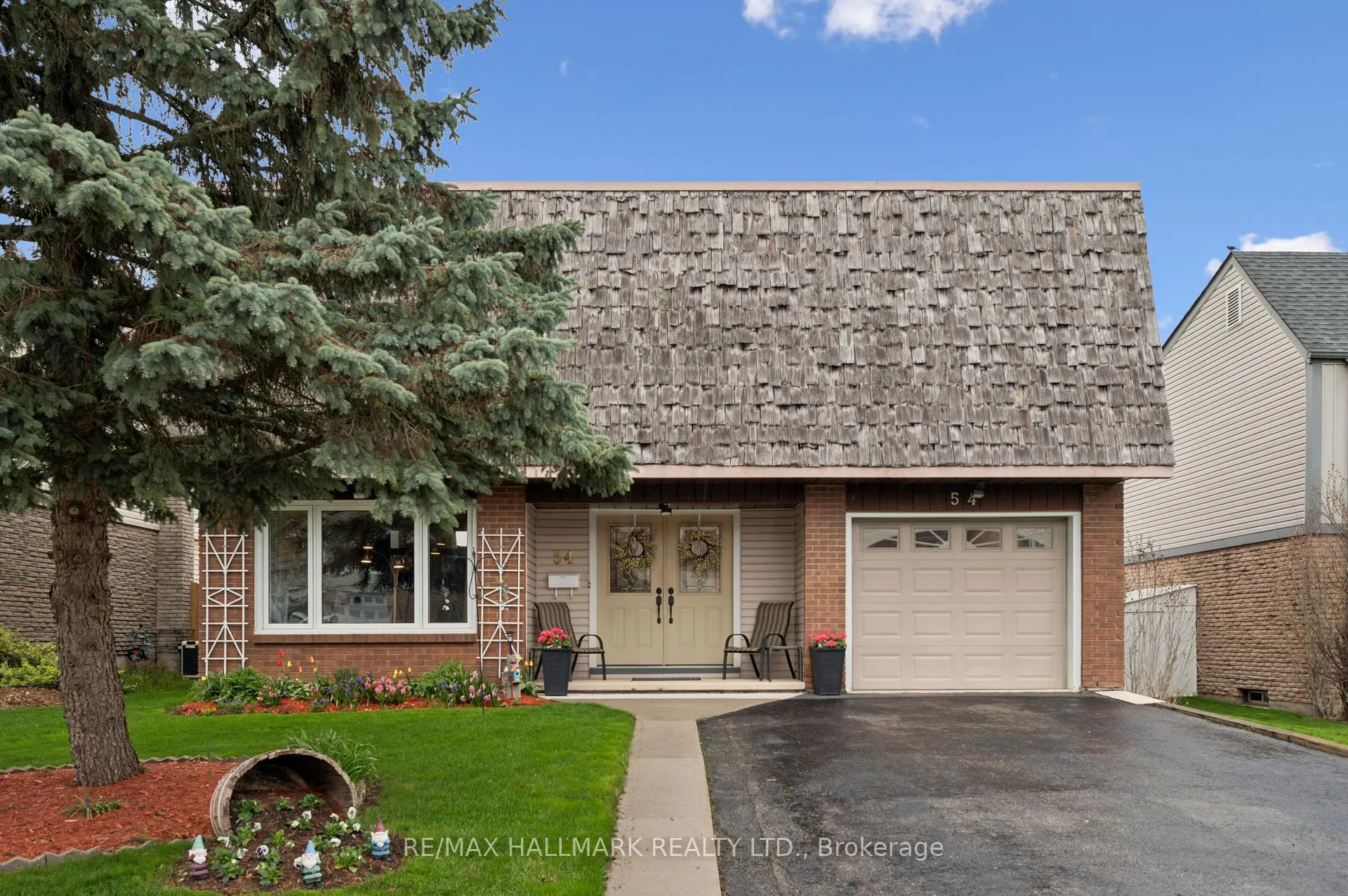 Photo 1 of 54 Blackwell Drive, Kitchener — HOMEH