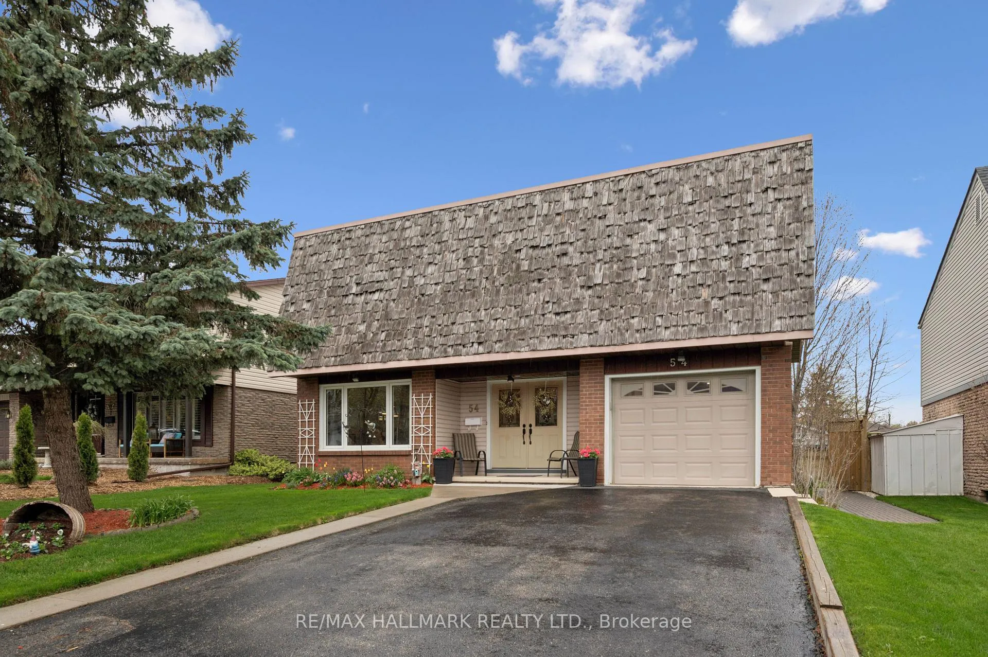 Photo 3 of 54 Blackwell Drive, Kitchener — HOMEH