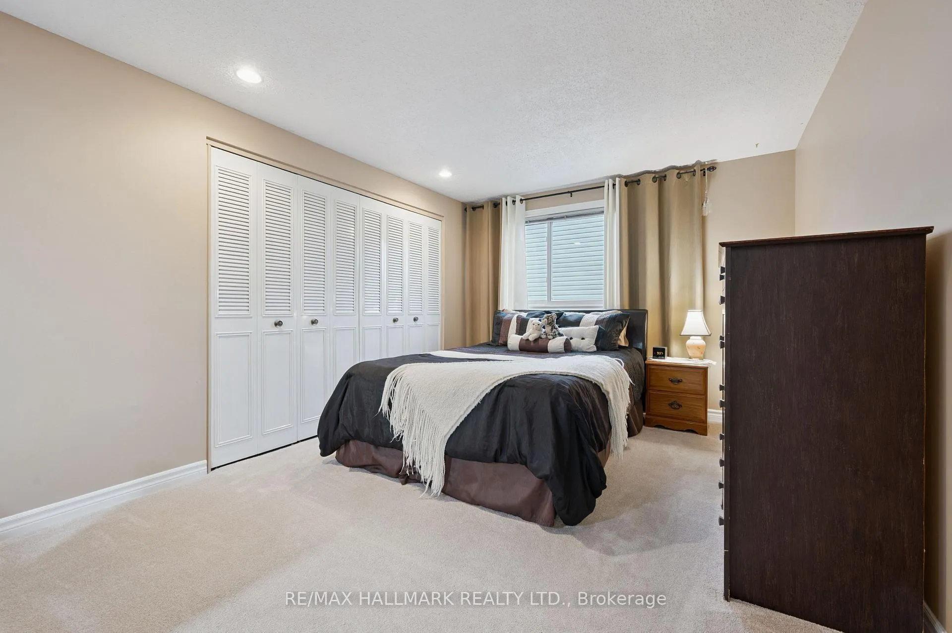Photo 19 of 54 Blackwell Drive, Kitchener — HOMEH