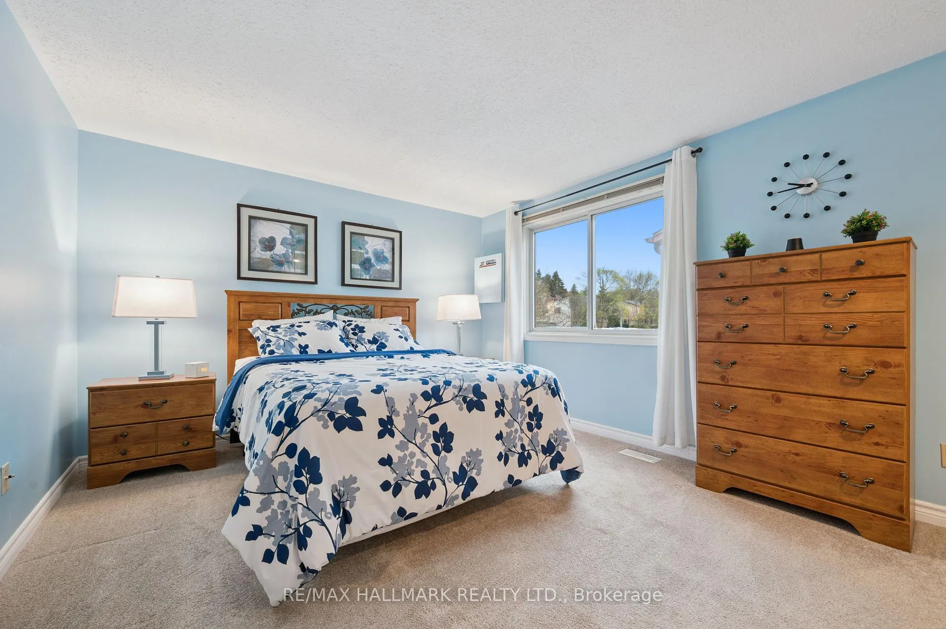 Photo 23 of 54 Blackwell Drive, Kitchener — HOMEH