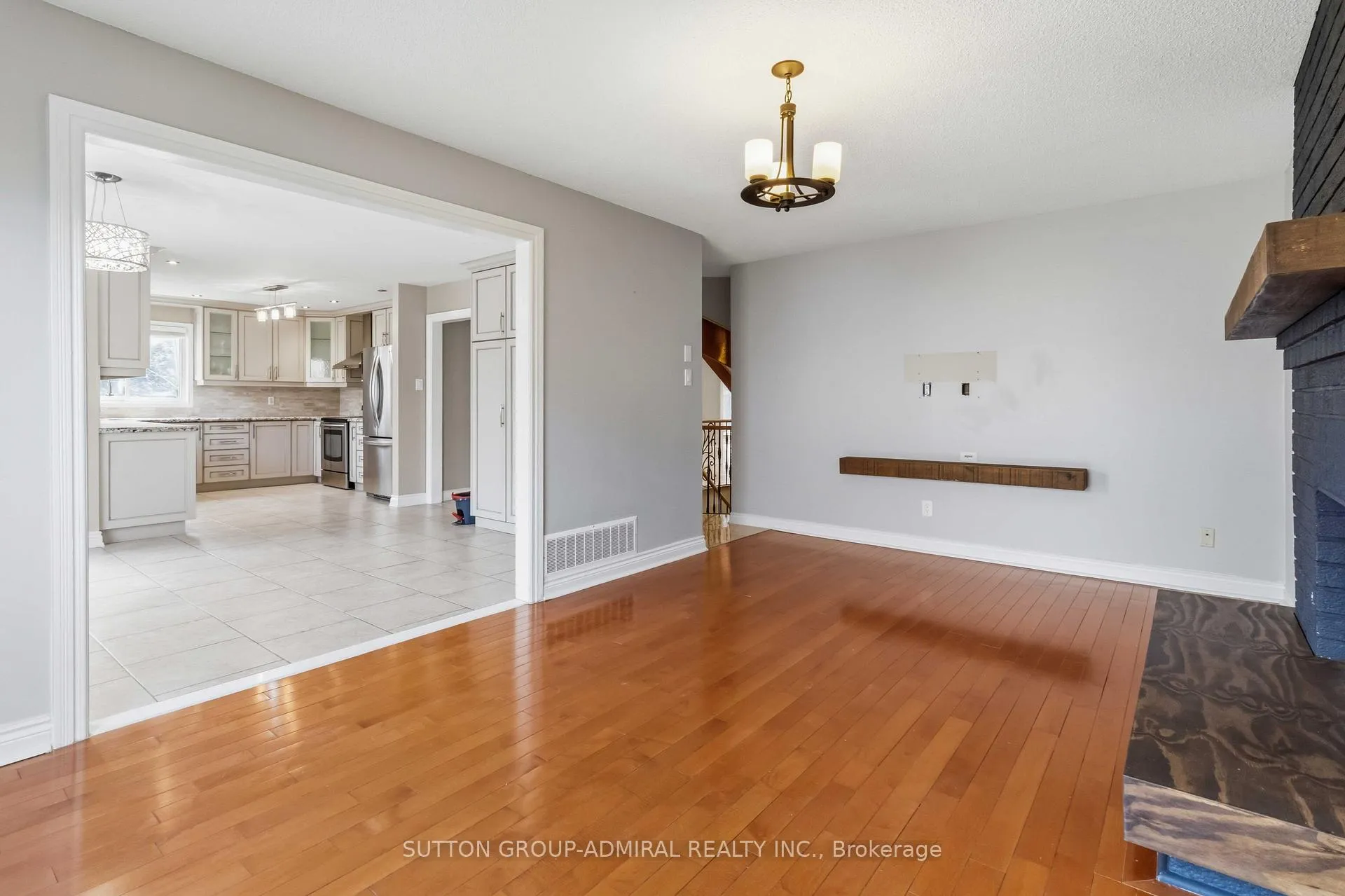 Photo 9 of 21 Kersey Crescent, Richmond Hill, North Richvale — HOMEH