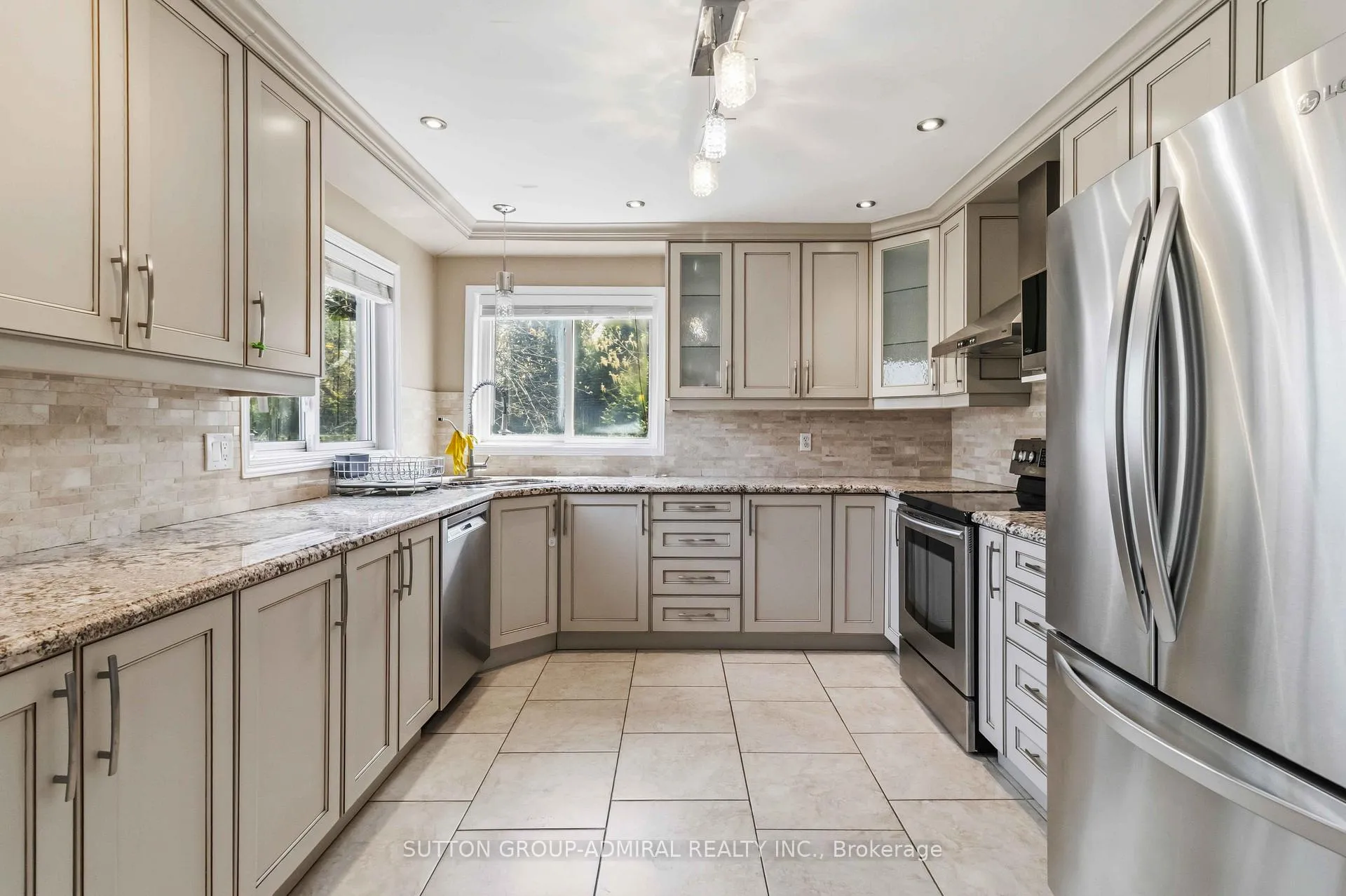 Photo 10 of 21 Kersey Crescent, Richmond Hill, North Richvale — HOMEH