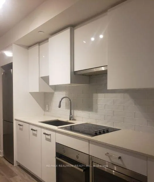 Photo 10 of Unit 1716 St, 195 Redpath Avenue, Toronto, Mount Pleasant West — HOMEH