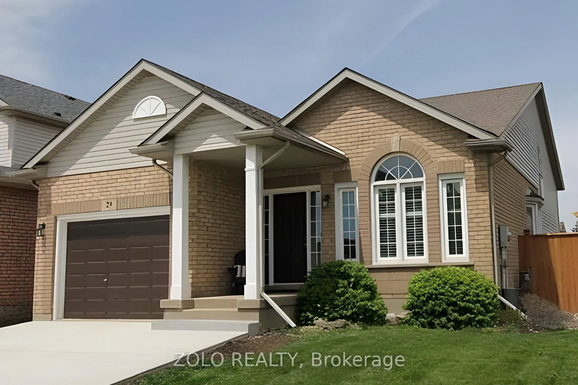Photo 2 of 29 Summers Drive, Thorold, Confederation Heights — HOMEH