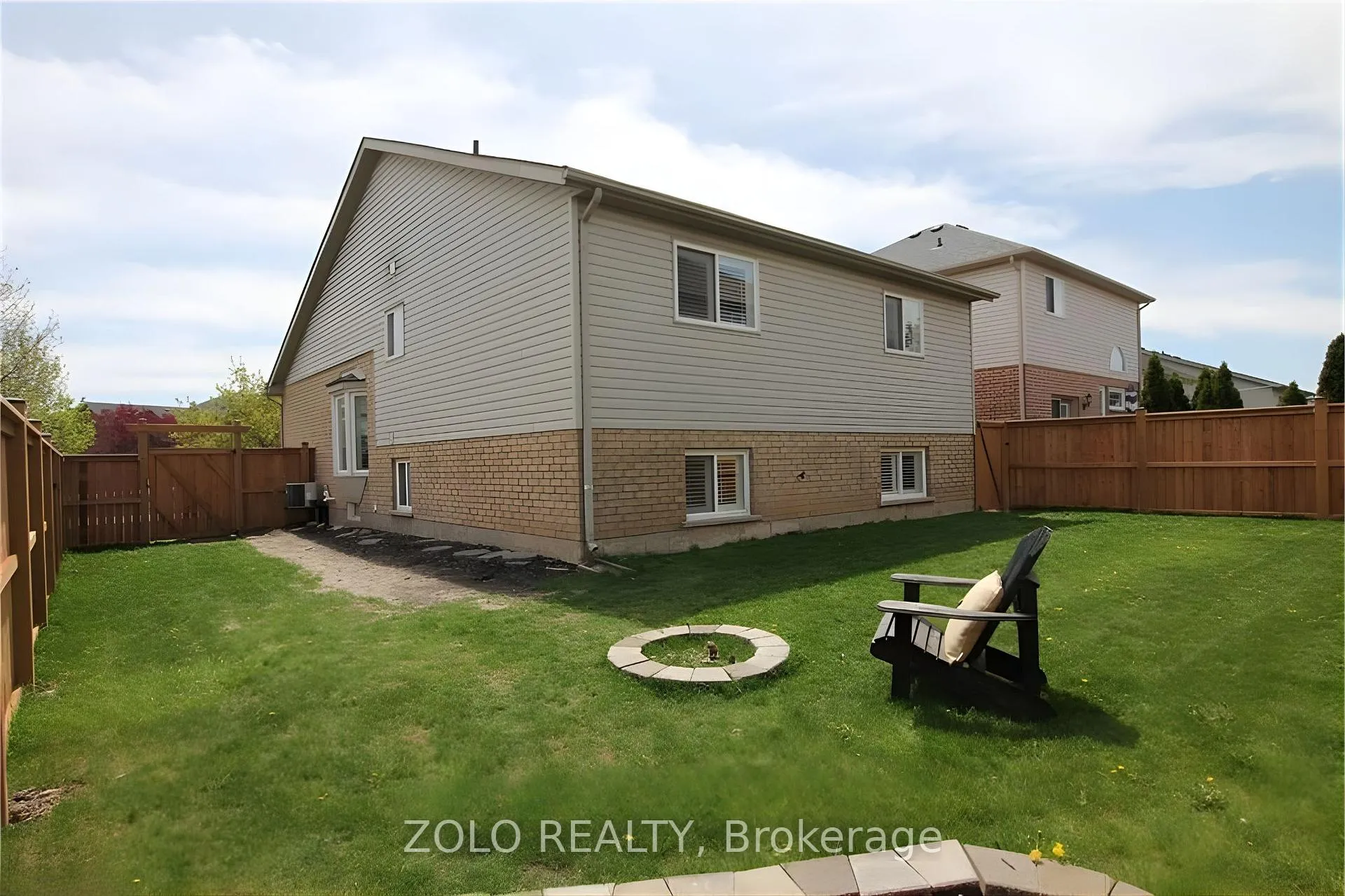 Photo 23 of 29 Summers Drive, Thorold, Confederation Heights — HOMEH