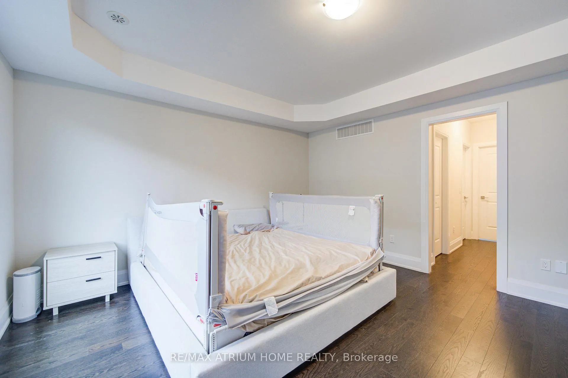 Photo 14 of 135 Smallwood Circle, Vaughan, Brownridge — HOMEH