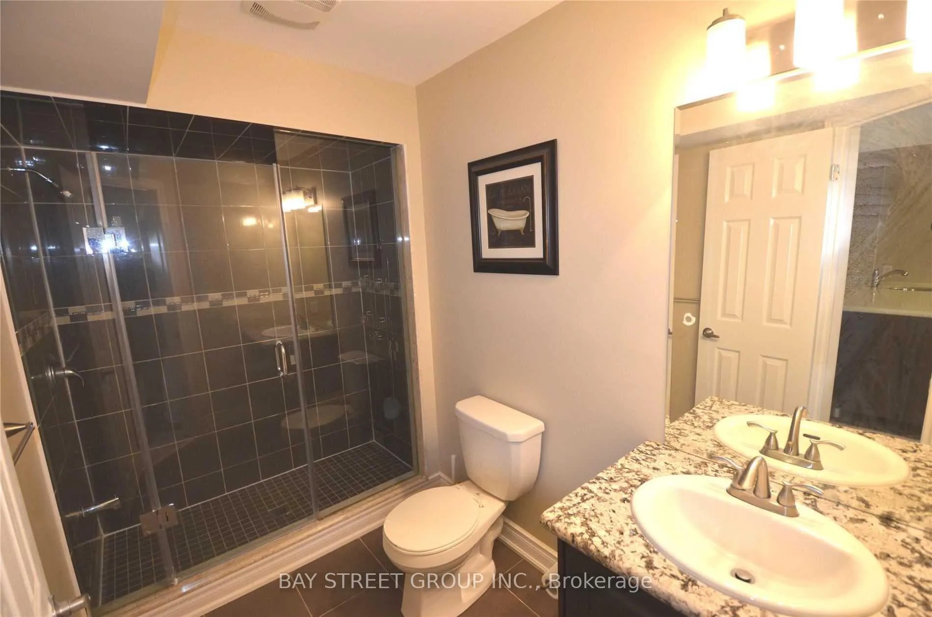 Photo 10 of 491 Mavrinac Boulevard, Aurora, Bayview Northeast — HOMEH