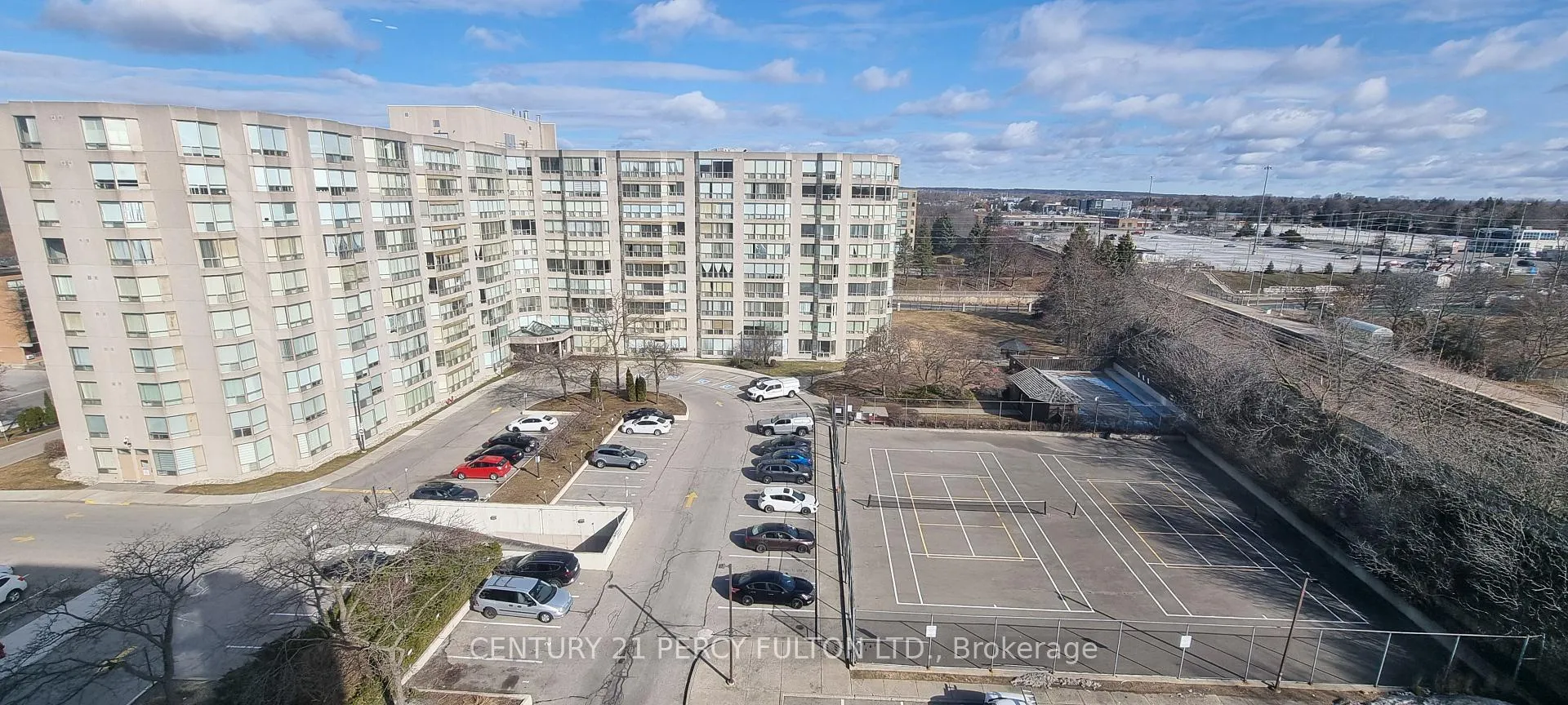 Photo 16 of Unit #912, 175 Cedar Avenue, Richmond Hill, Harding — HOMEH