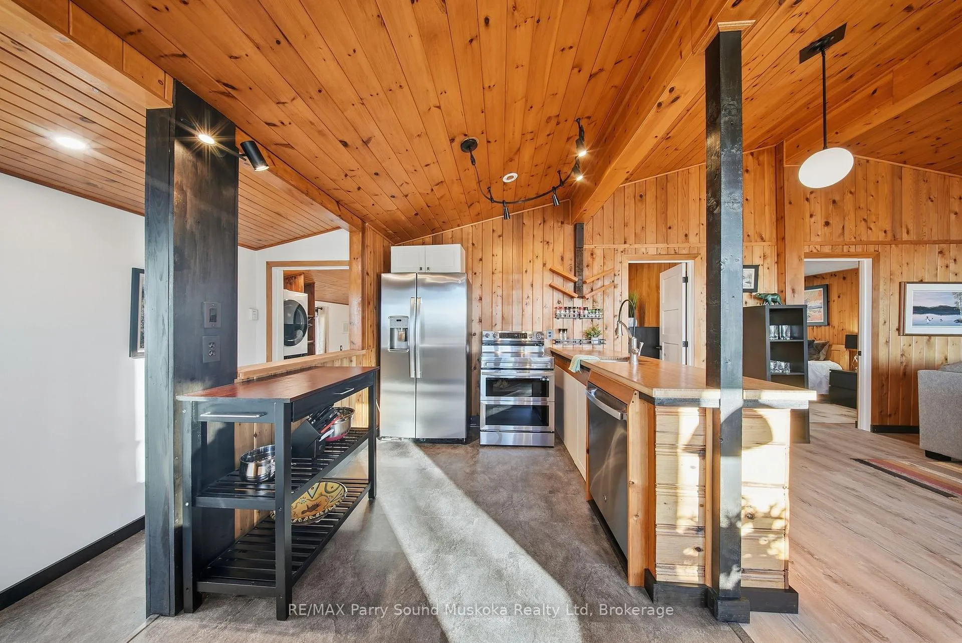 Photo 8 of 16 Hillside Drive, Carling — HOMEH