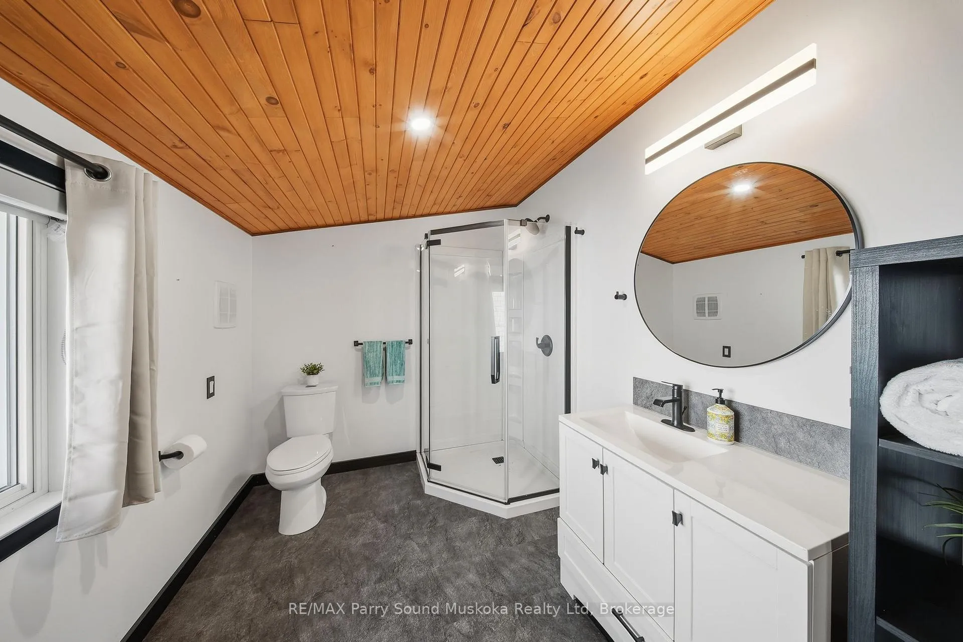 Photo 16 of 16 Hillside Drive, Carling — HOMEH