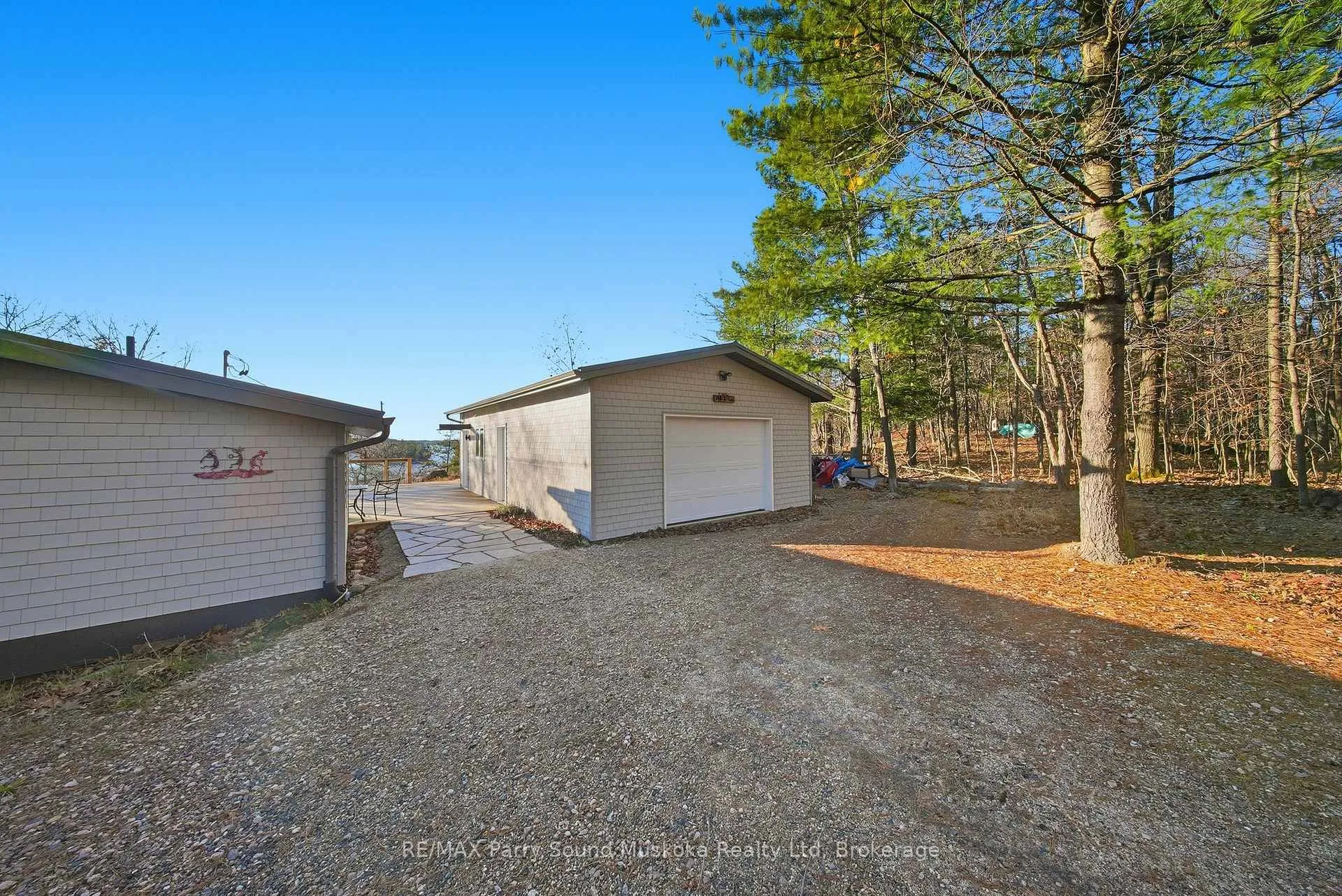 Photo 45 of 16 Hillside Drive, Carling — HOMEH