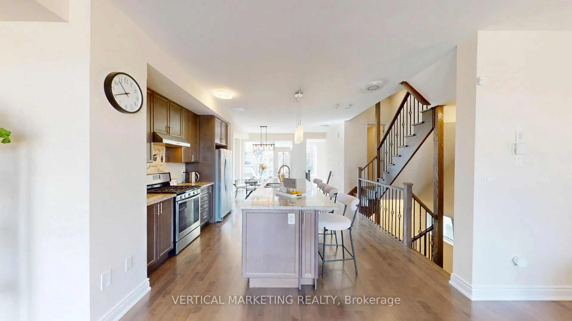 Photo 12 of 36 Pony Farm Drive, Etobicoke, Willowridge-Martingrove-Richview — HOMEH