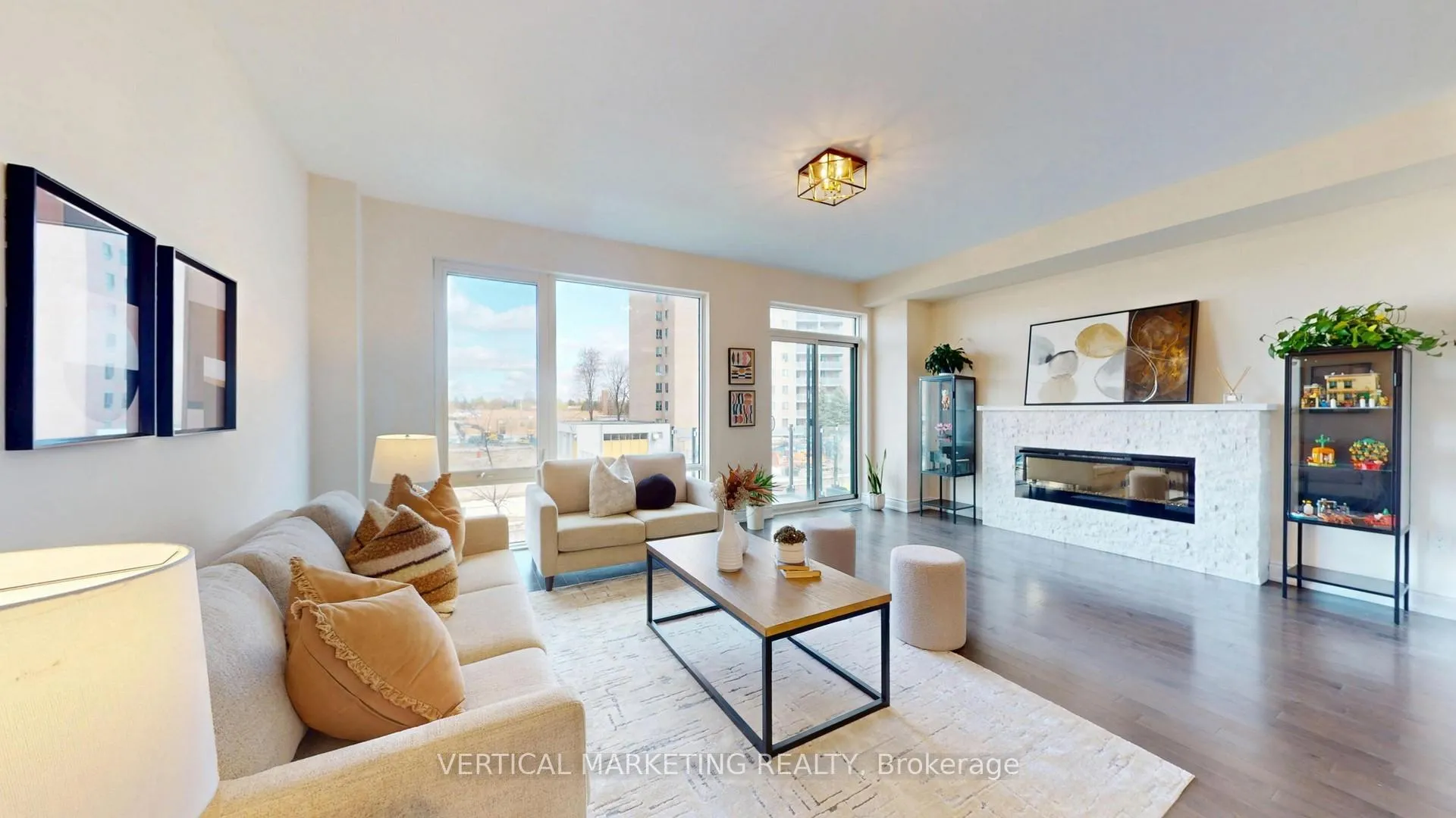 Photo 16 of 36 Pony Farm Drive, Etobicoke, Willowridge-Martingrove-Richview — HOMEH