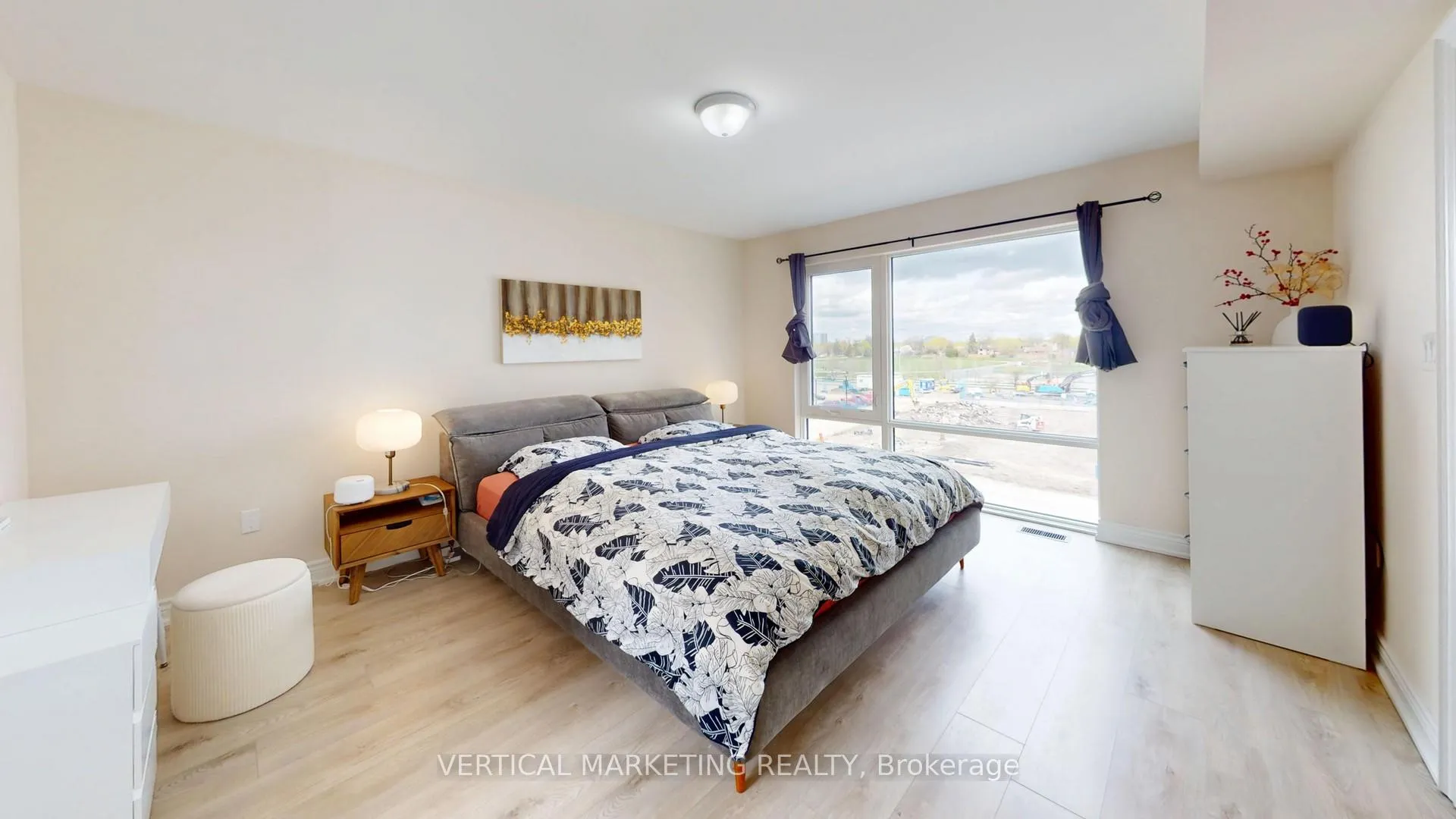 Photo 20 of 36 Pony Farm Drive, Etobicoke, Willowridge-Martingrove-Richview — HOMEH