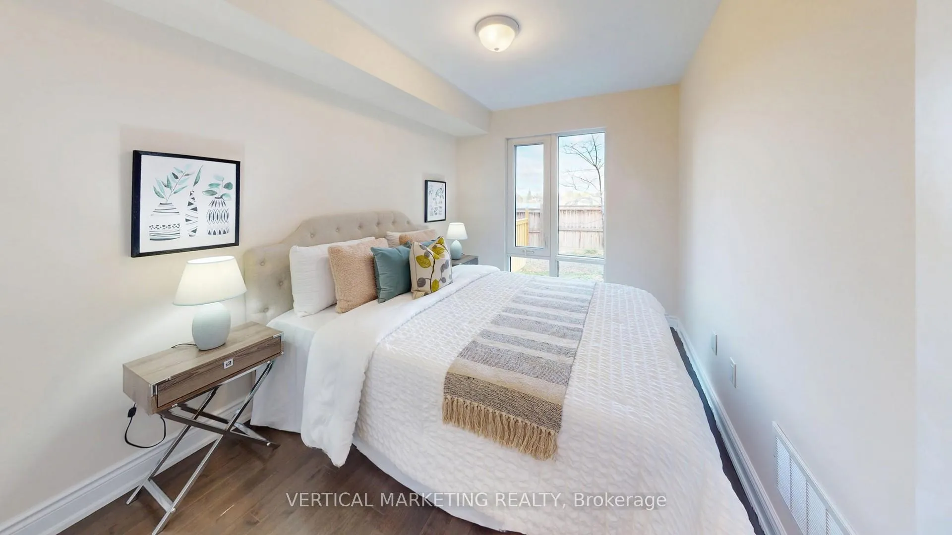 Photo 30 of 36 Pony Farm Drive, Etobicoke, Willowridge-Martingrove-Richview — HOMEH