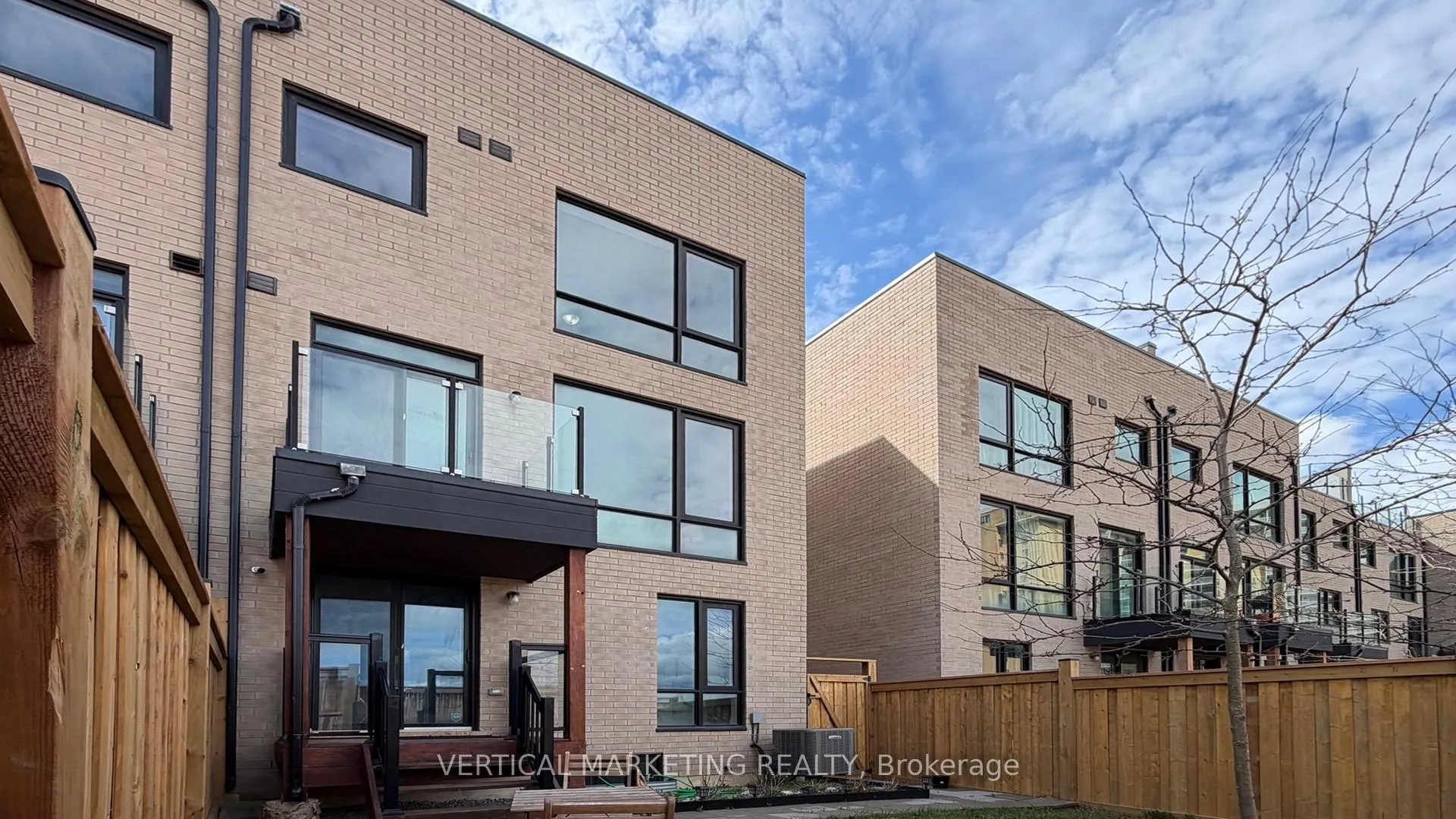 Photo 44 of 36 Pony Farm Drive, Etobicoke, Willowridge-Martingrove-Richview — HOMEH