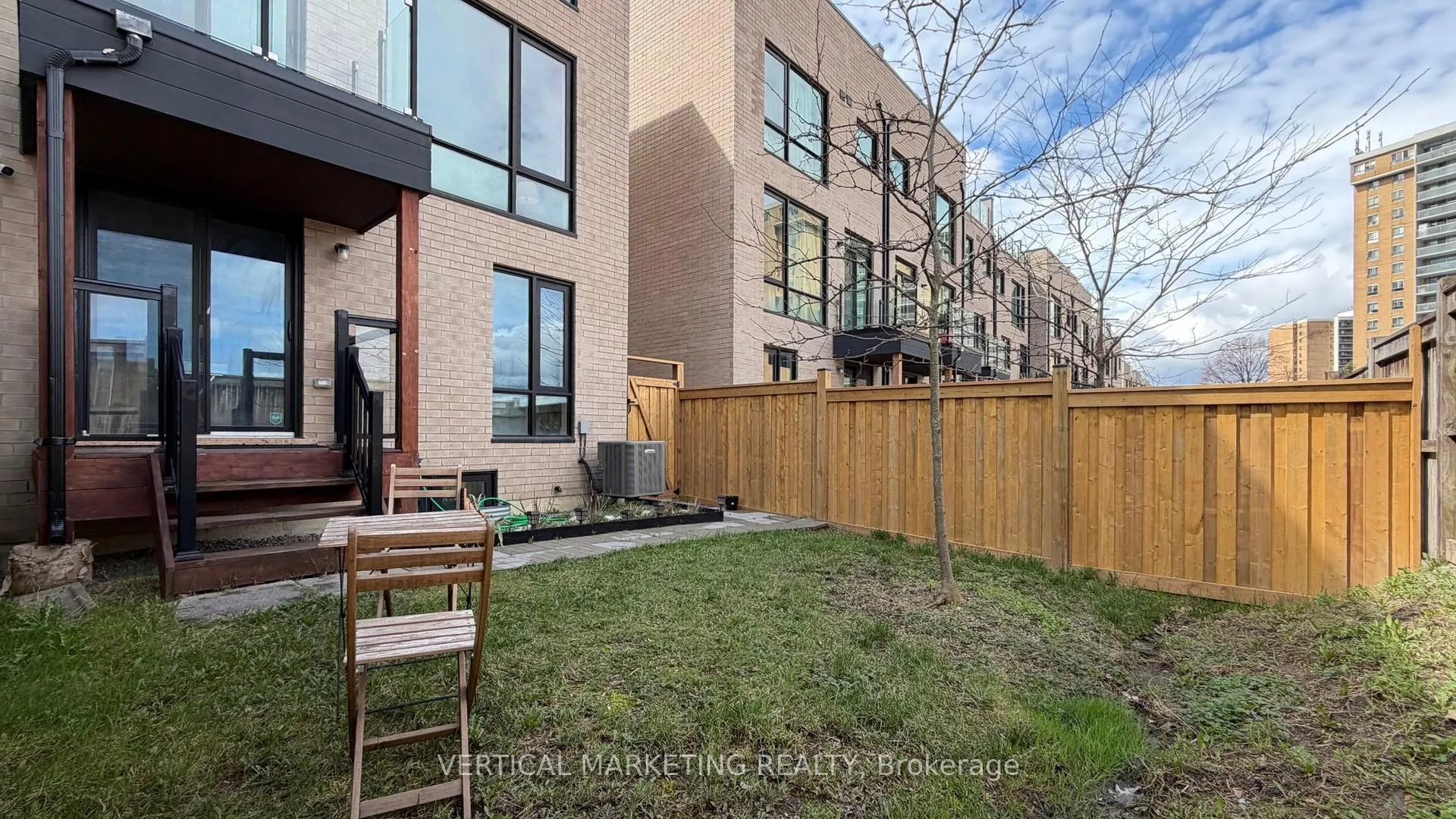 Photo 45 of 36 Pony Farm Drive, Etobicoke, Willowridge-Martingrove-Richview — HOMEH