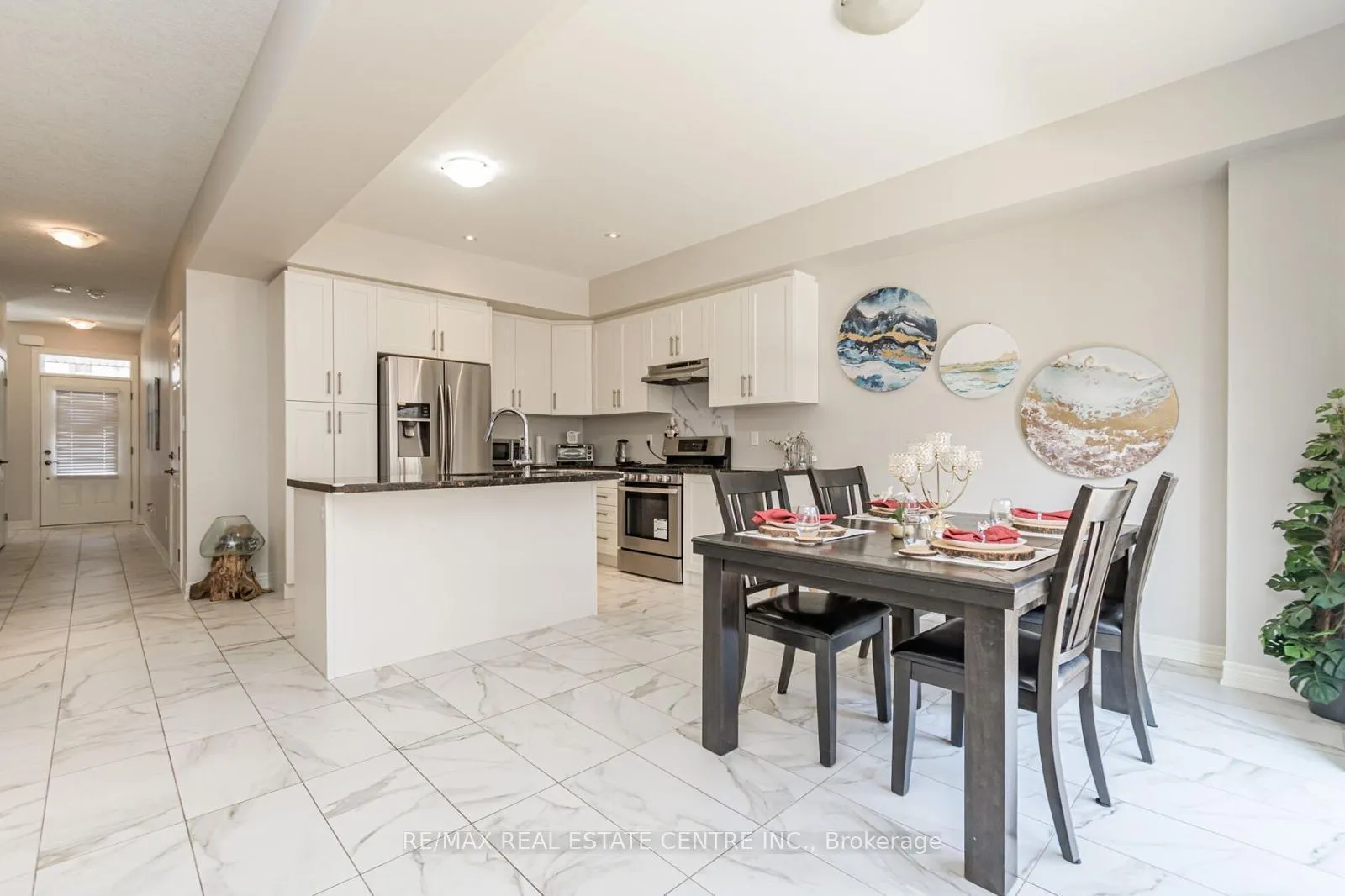 Photo 8 of Unit UNIT # 26, 120 Vineburg Drive, Hamilton, Templemead — HOMEH