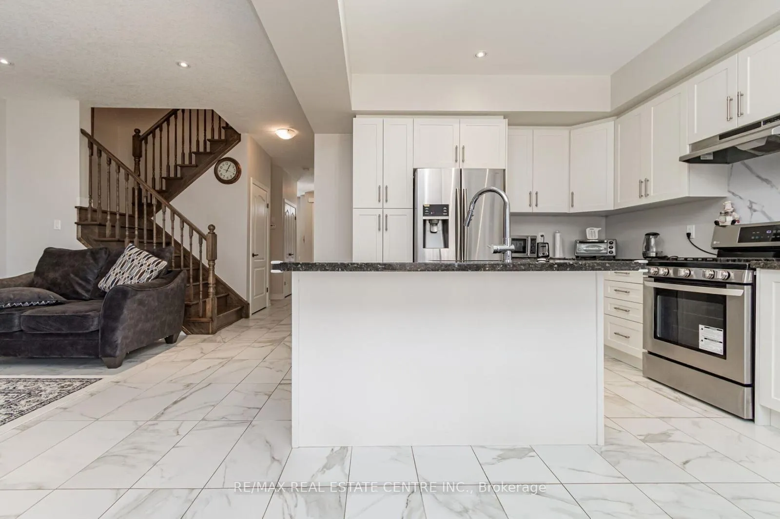 Photo 15 of Unit UNIT # 26, 120 Vineburg Drive, Hamilton, Templemead — HOMEH