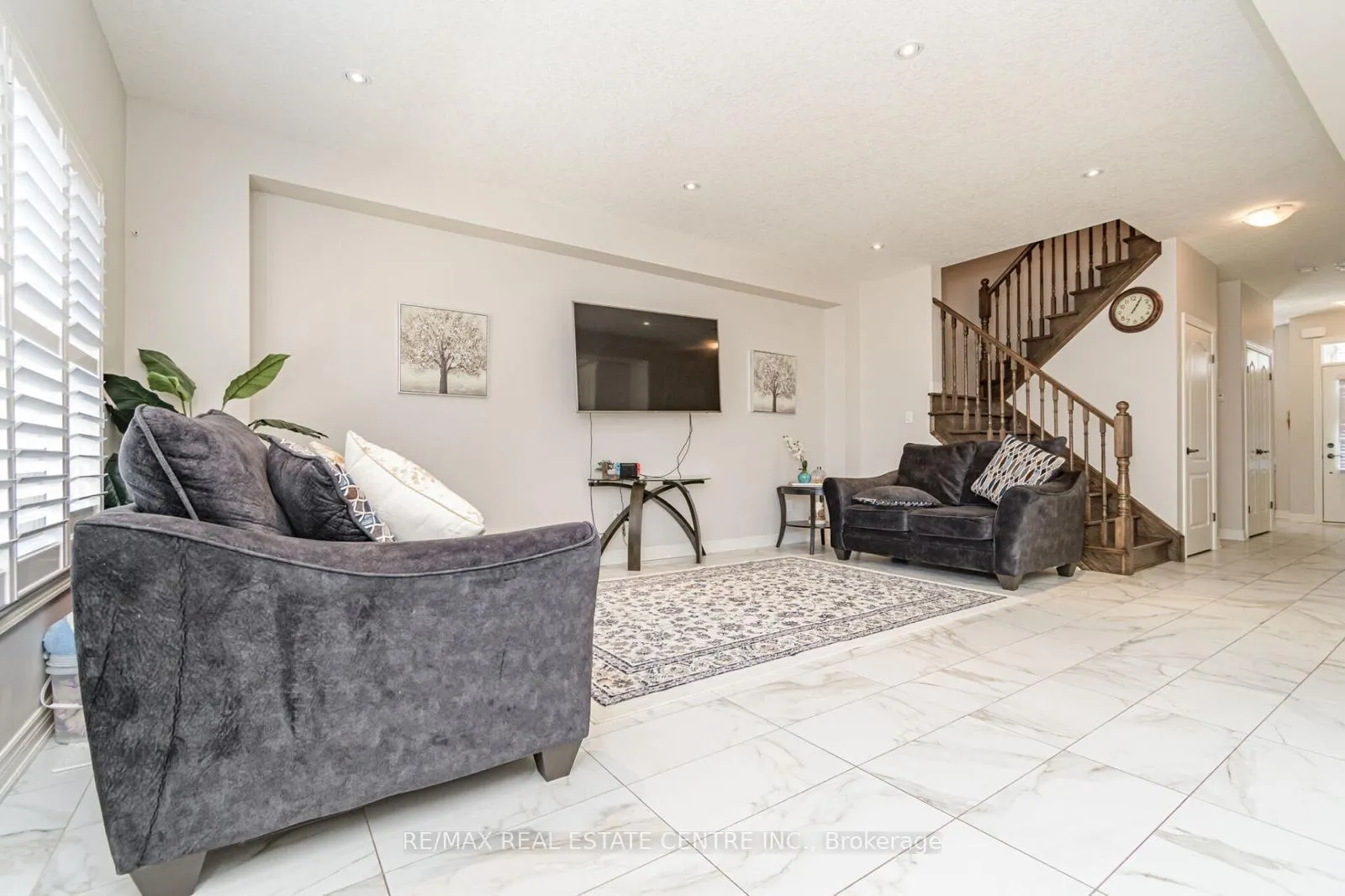 Photo 18 of Unit UNIT # 26, 120 Vineburg Drive, Hamilton, Templemead — HOMEH