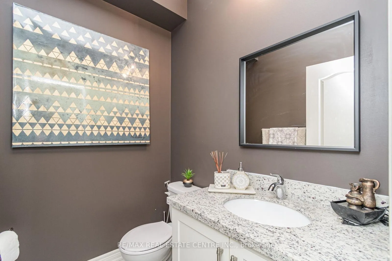 Photo 20 of Unit UNIT # 26, 120 Vineburg Drive, Hamilton, Templemead — HOMEH