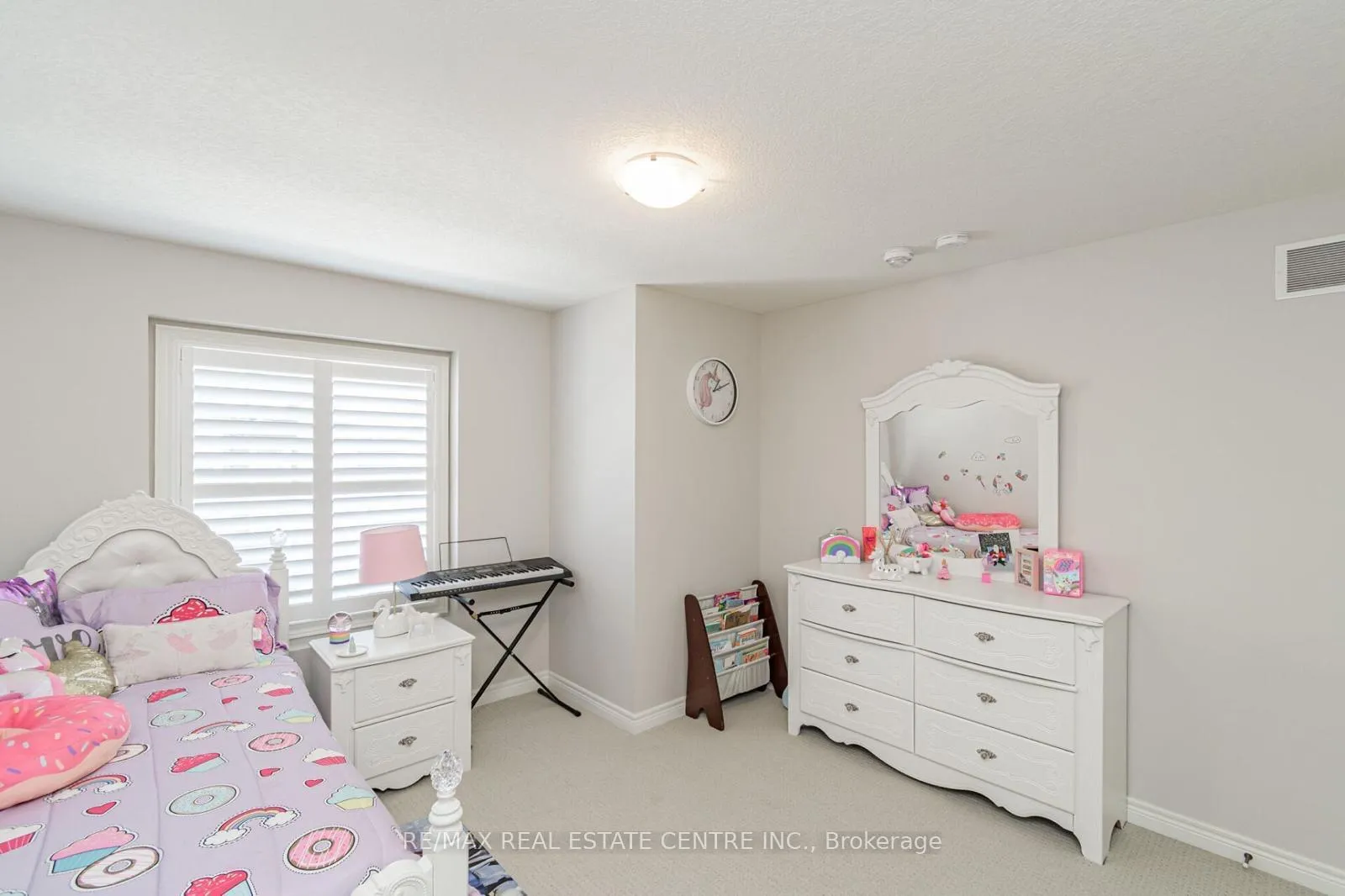 Photo 32 of Unit UNIT # 26, 120 Vineburg Drive, Hamilton, Templemead — HOMEH