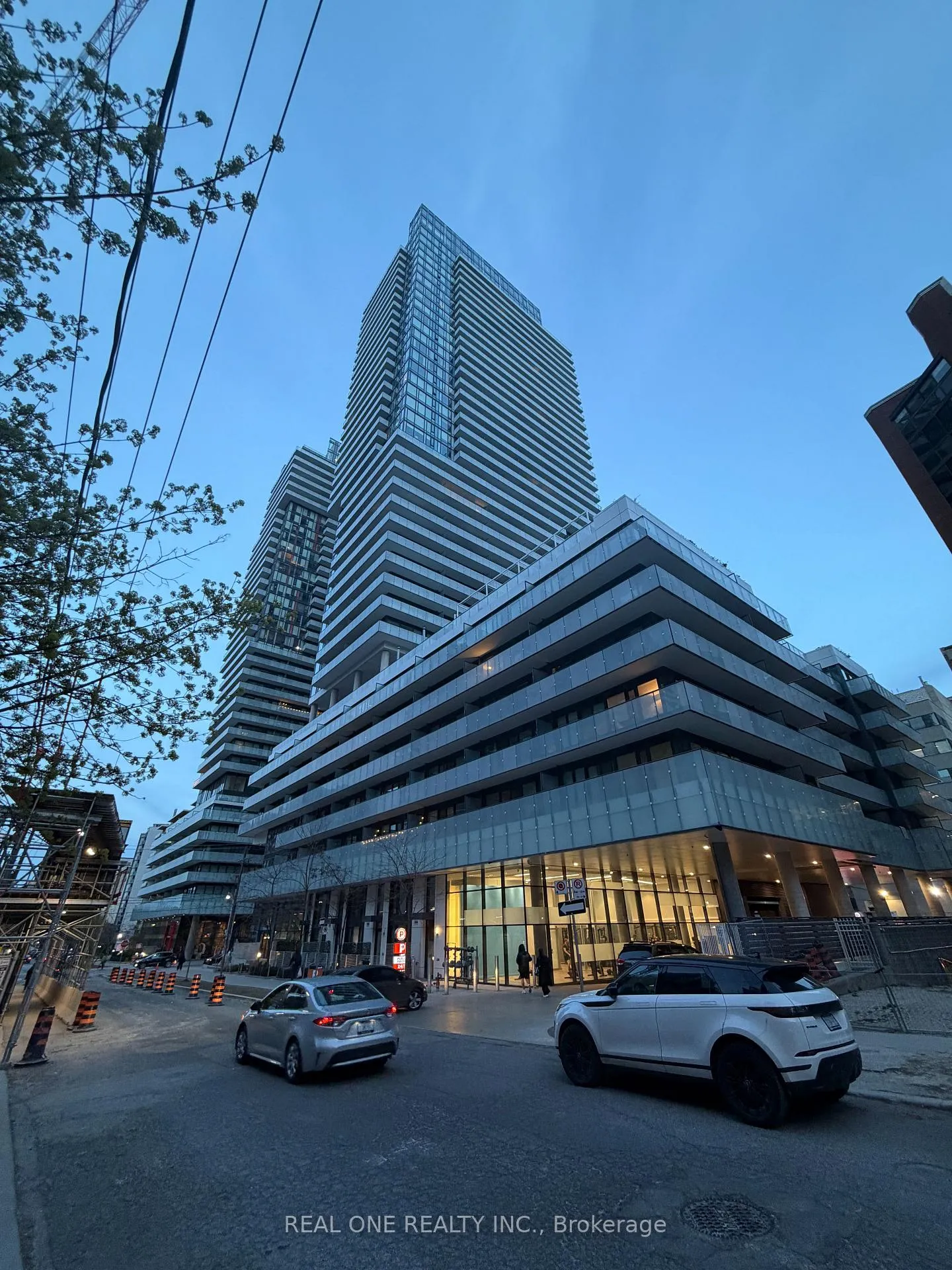 Photo 1 of Unit 1902, 161 Roehampton Avenue, Toronto, Mount Pleasant West — HOMEH
