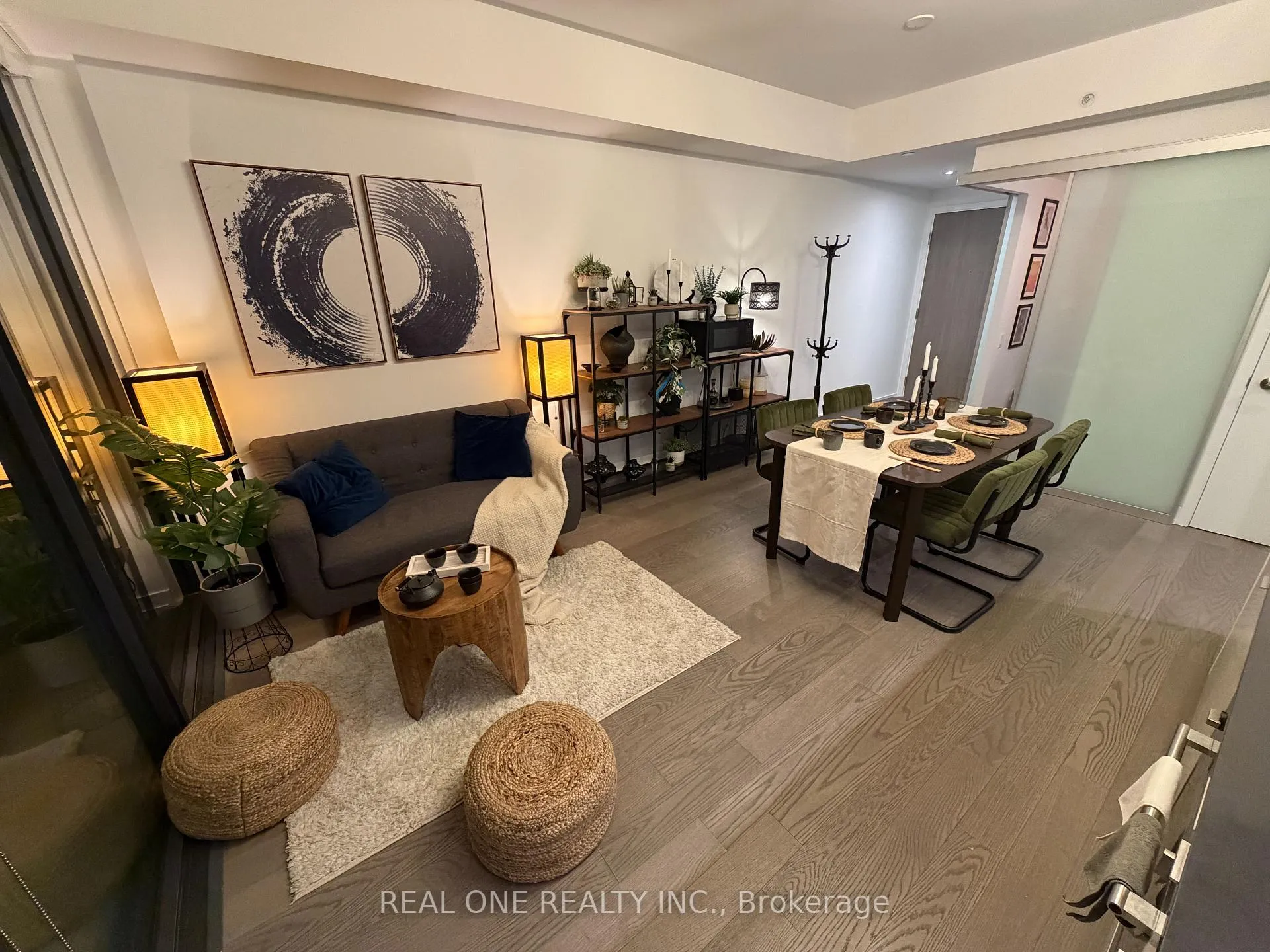 Photo 18 of Unit 1902, 161 Roehampton Avenue, Toronto, Mount Pleasant West — HOMEH
