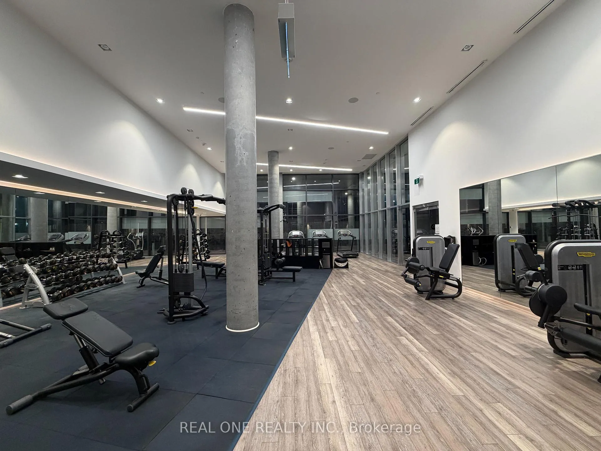 Photo 21 of Unit 1902, 161 Roehampton Avenue, Toronto, Mount Pleasant West — HOMEH