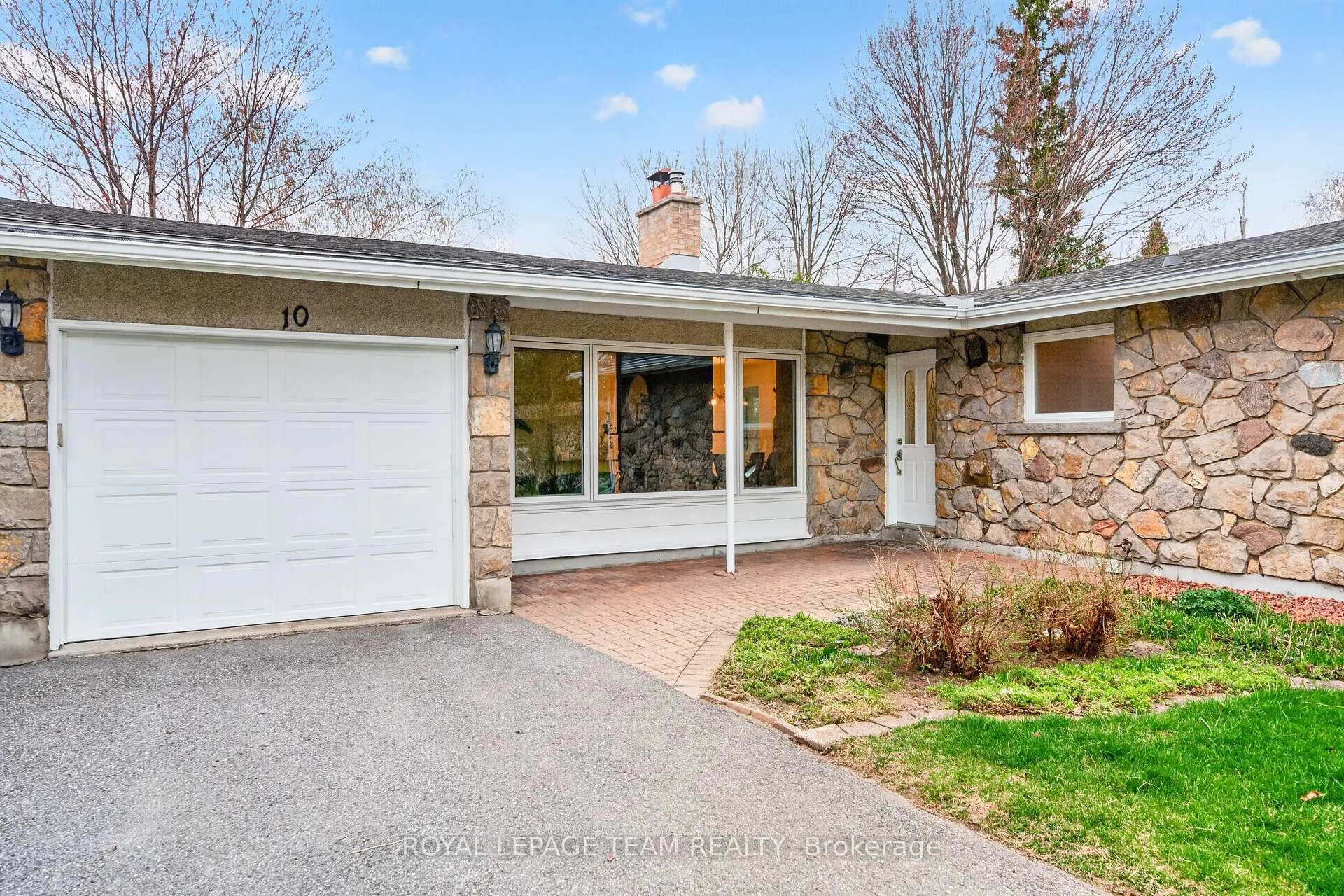 Photo 5 of 10 Cleadon Drive, Ottawa, Crystal Beach — HOMEH