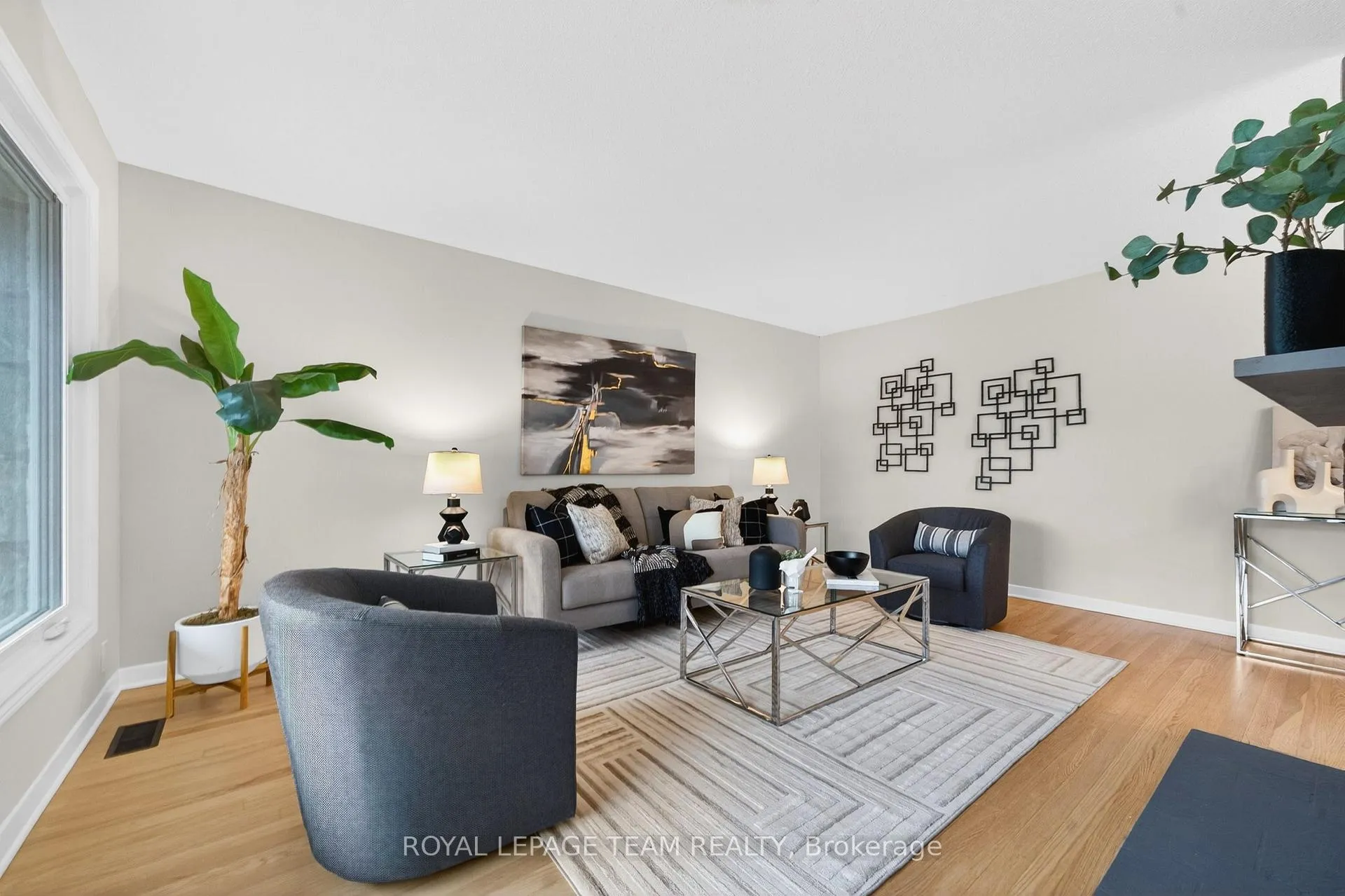 Photo 9 of 10 Cleadon Drive, Ottawa, Crystal Beach — HOMEH