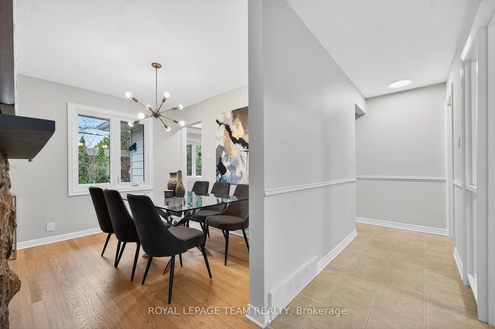Photo 14 of 10 Cleadon Drive, Ottawa, Crystal Beach — HOMEH
