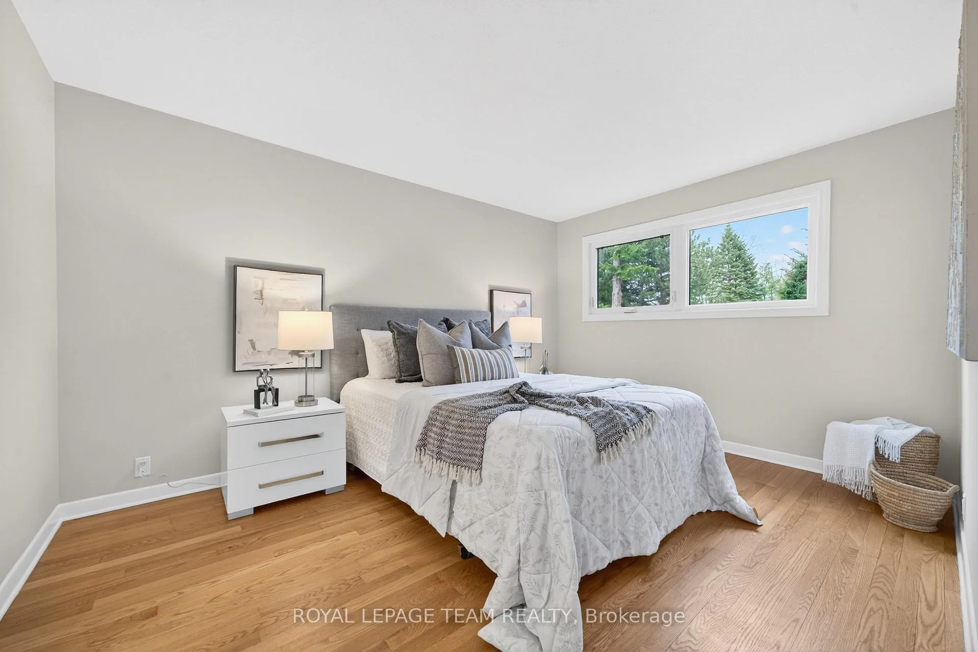 Photo 24 of 10 Cleadon Drive, Ottawa, Crystal Beach — HOMEH