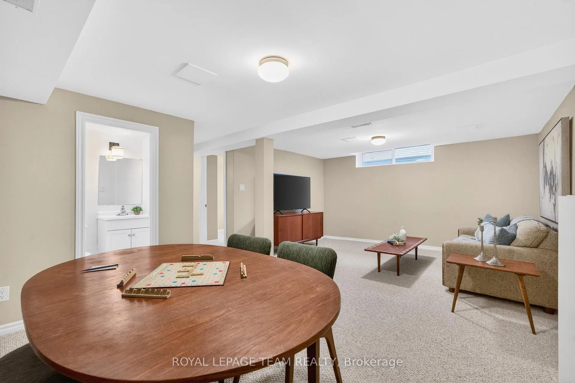 Photo 38 of 10 Cleadon Drive, Ottawa, Crystal Beach — HOMEH
