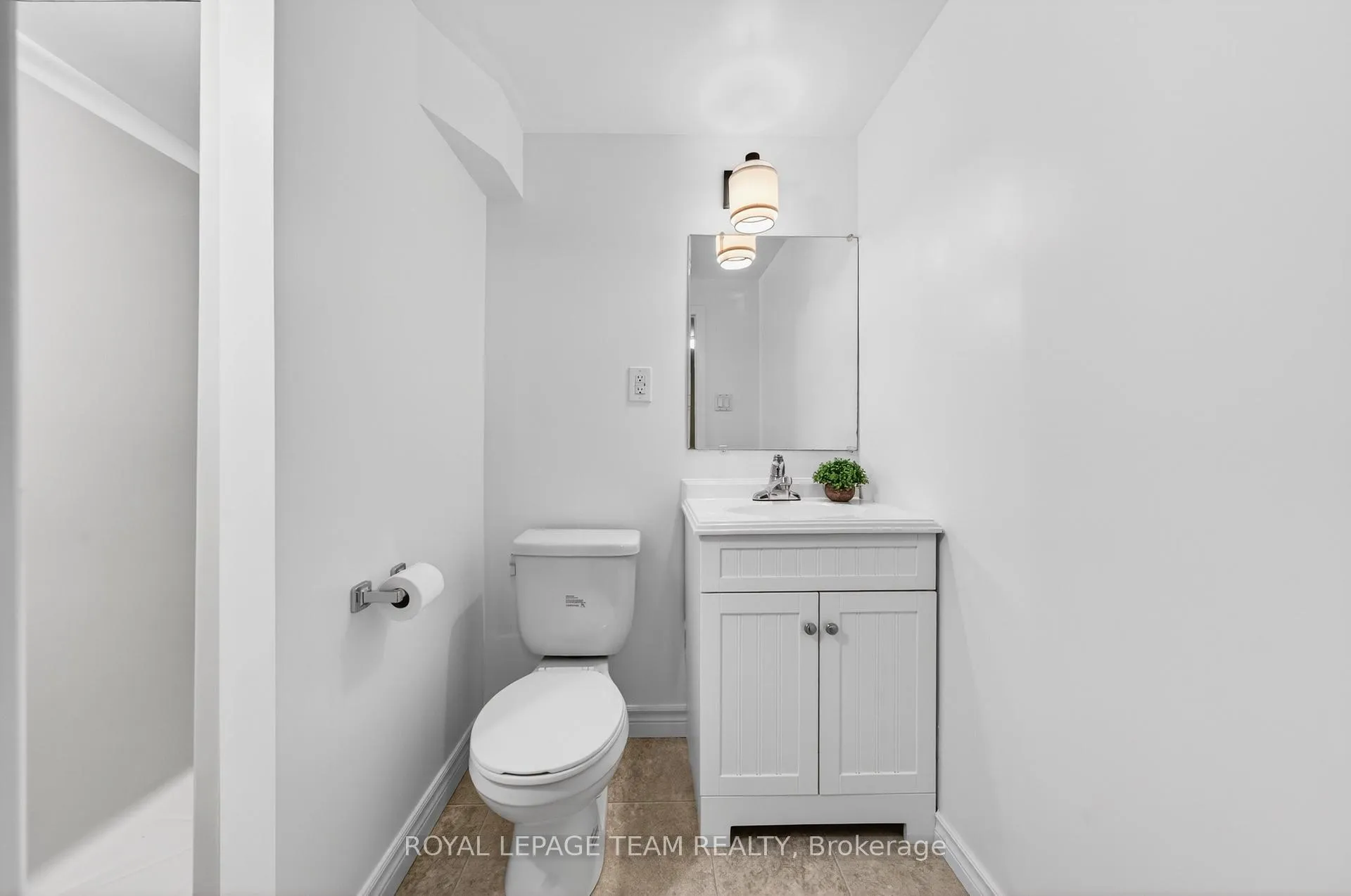 Photo 39 of 10 Cleadon Drive, Ottawa, Crystal Beach — HOMEH