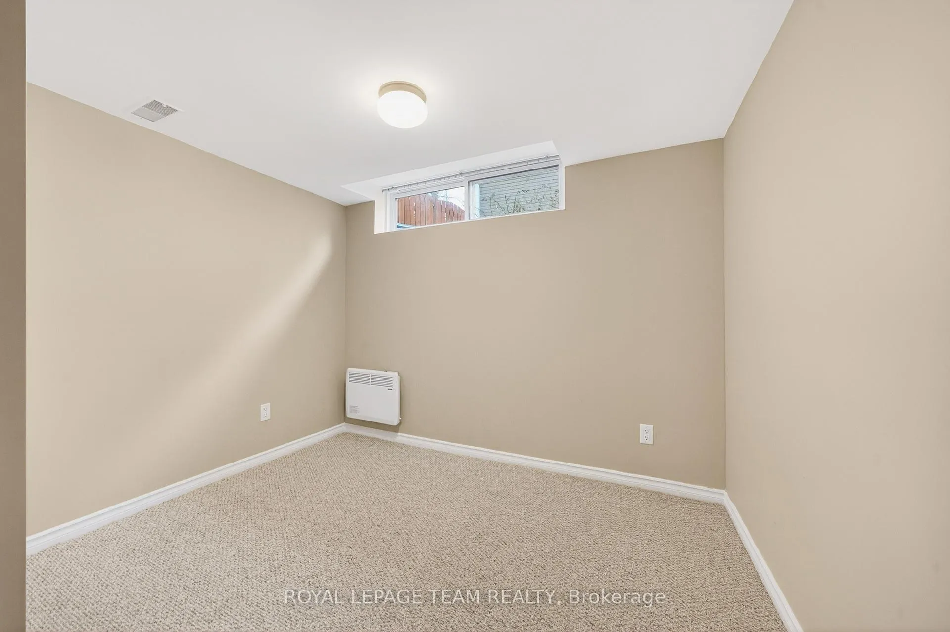 Photo 40 of 10 Cleadon Drive, Ottawa, Crystal Beach — HOMEH