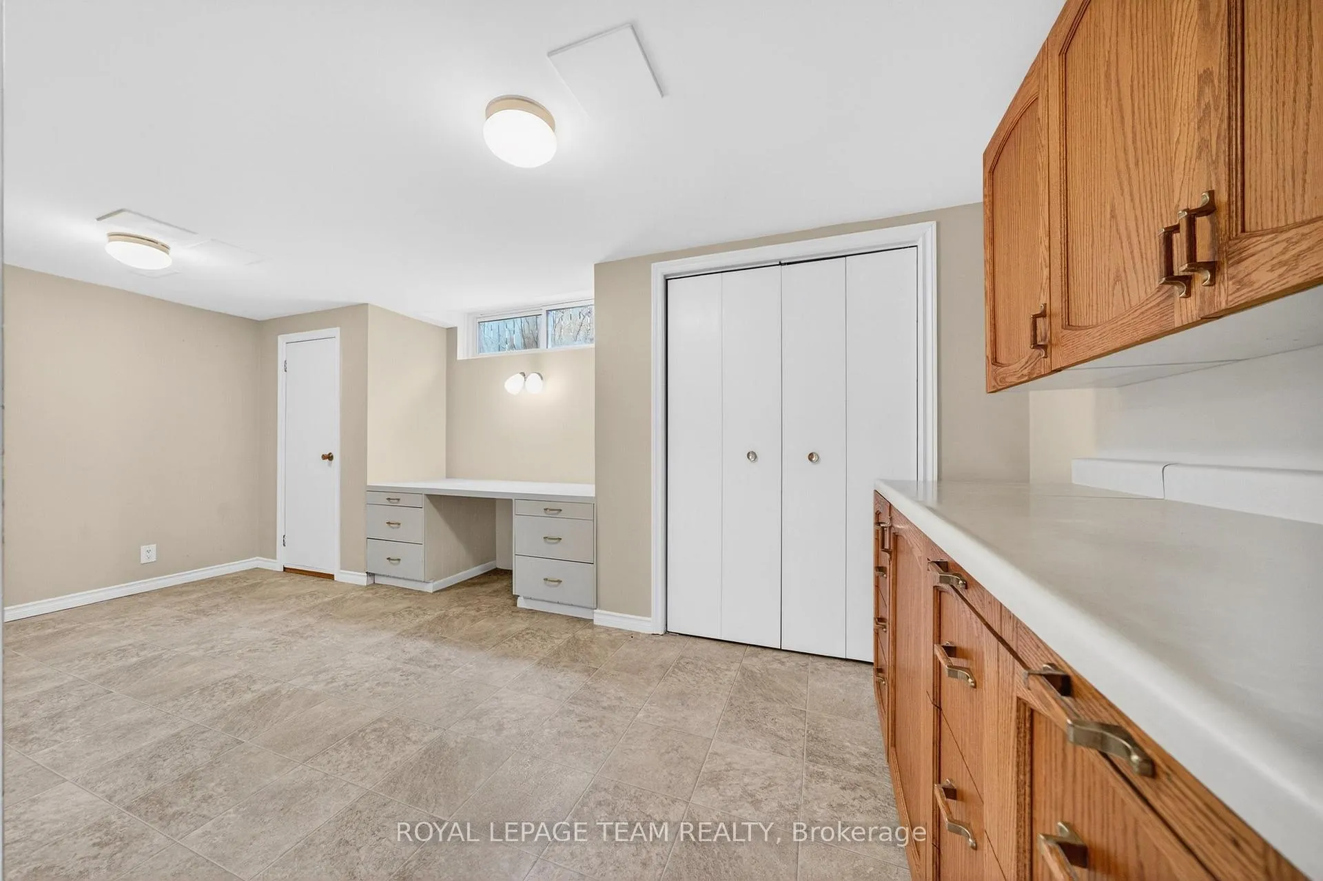 Photo 42 of 10 Cleadon Drive, Ottawa, Crystal Beach — HOMEH