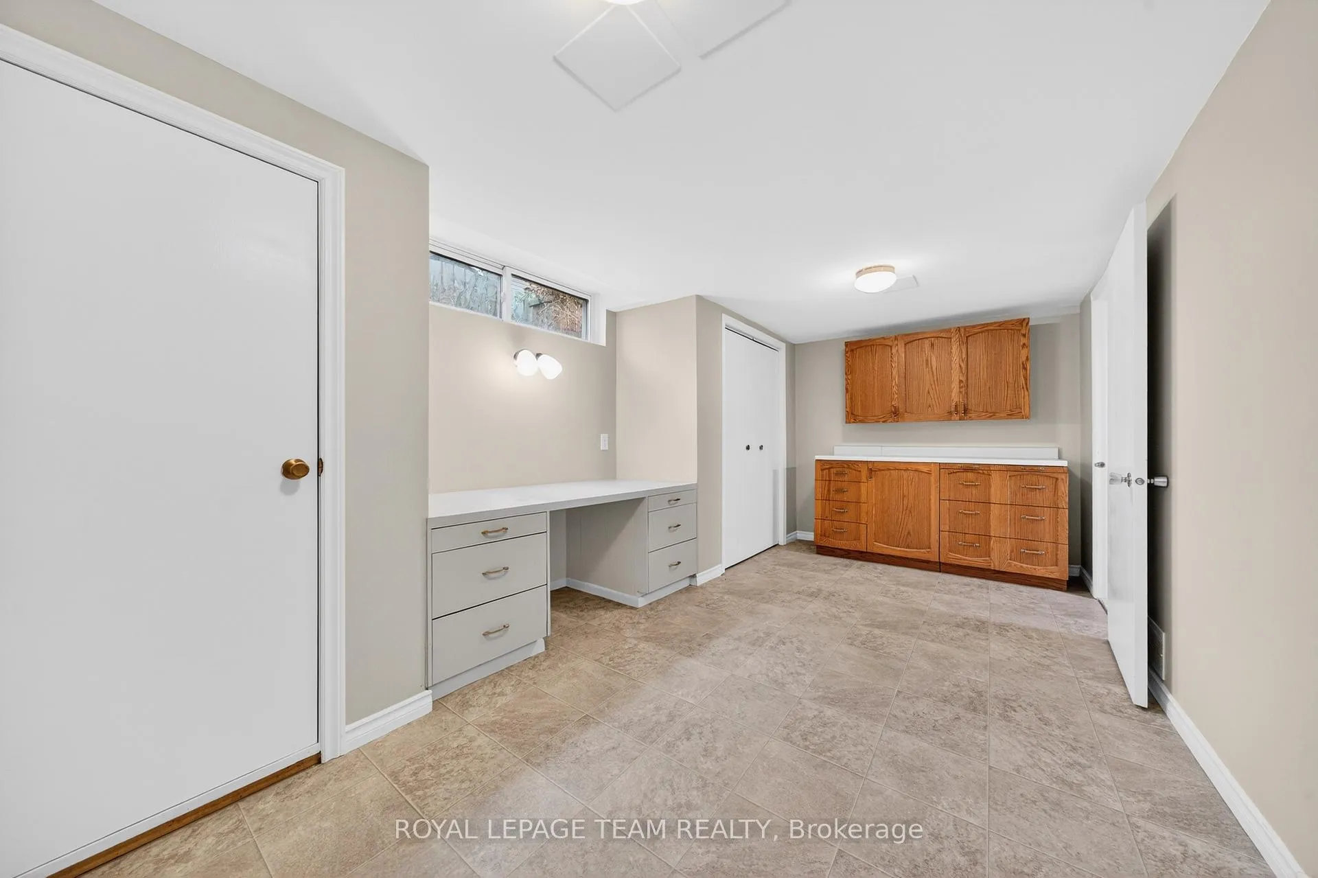 Photo 43 of 10 Cleadon Drive, Ottawa, Crystal Beach — HOMEH