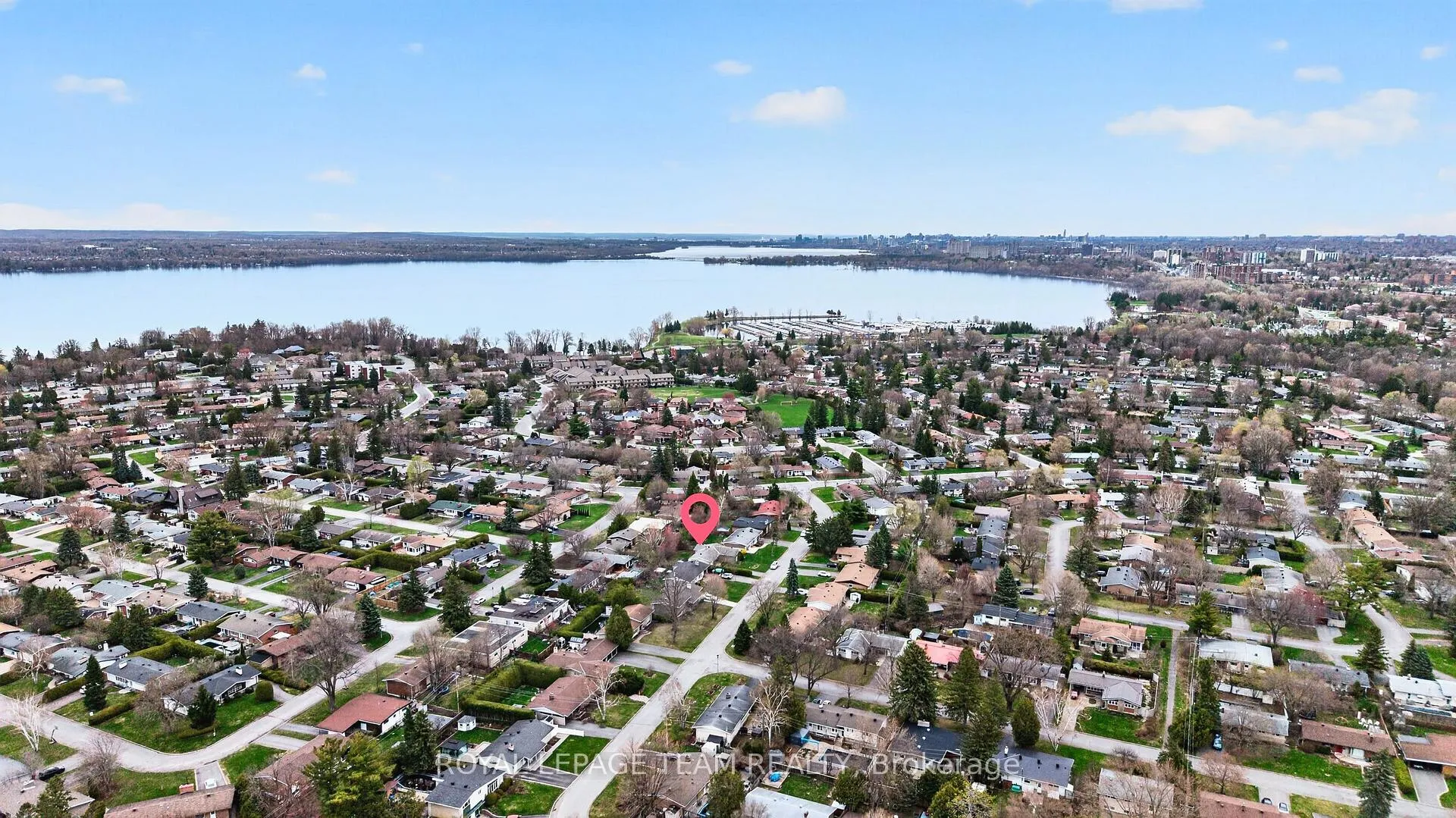 Photo 45 of 10 Cleadon Drive, Ottawa, Crystal Beach — HOMEH