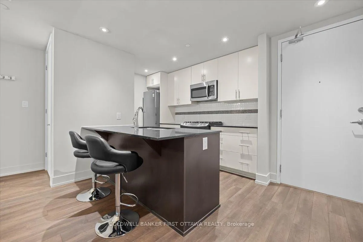 Photo 8 of Unit 308, 100 Champagne Avenue, Ottawa, West Centre Town — HOMEH