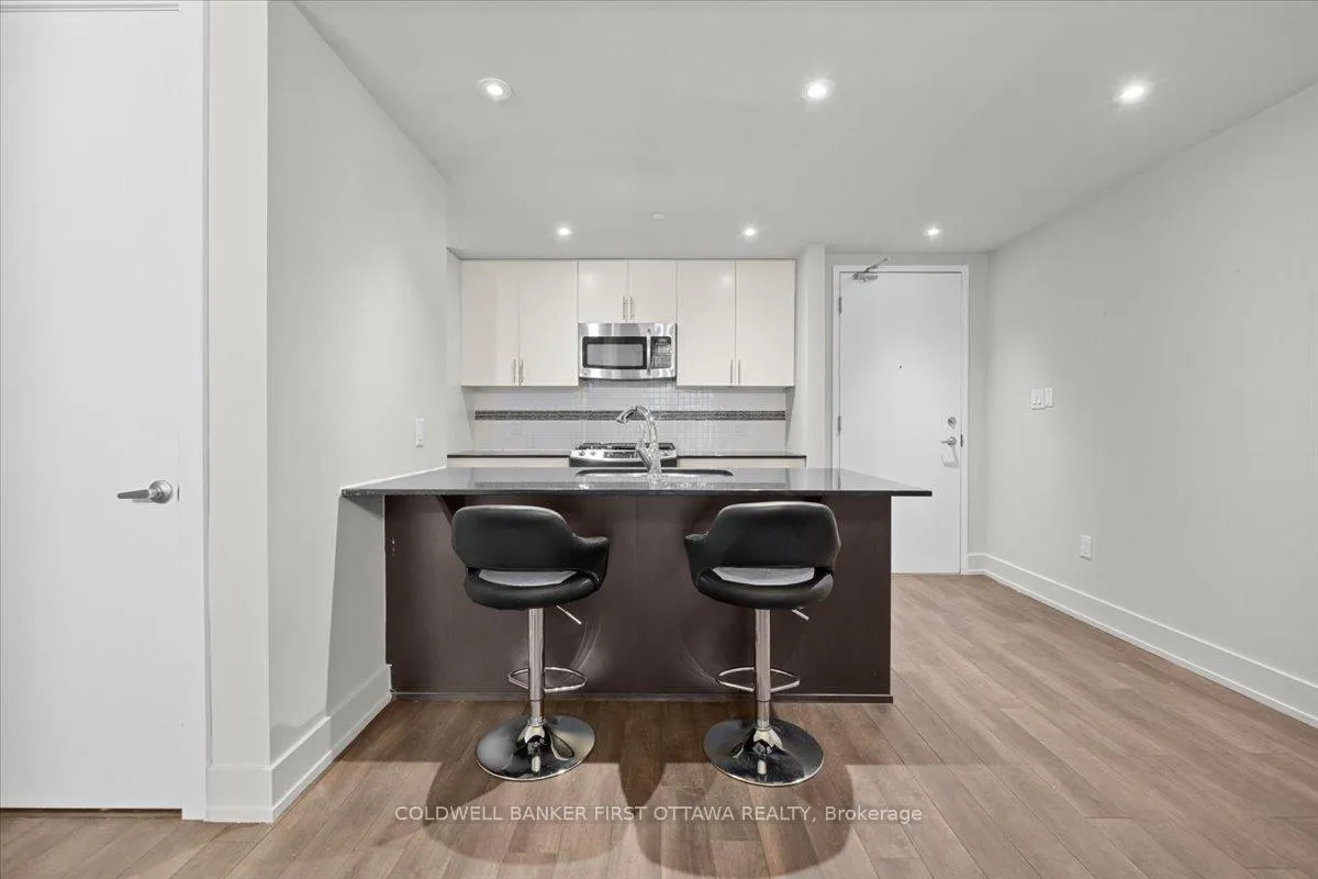 Photo 9 of Unit 308, 100 Champagne Avenue, Ottawa, West Centre Town — HOMEH
