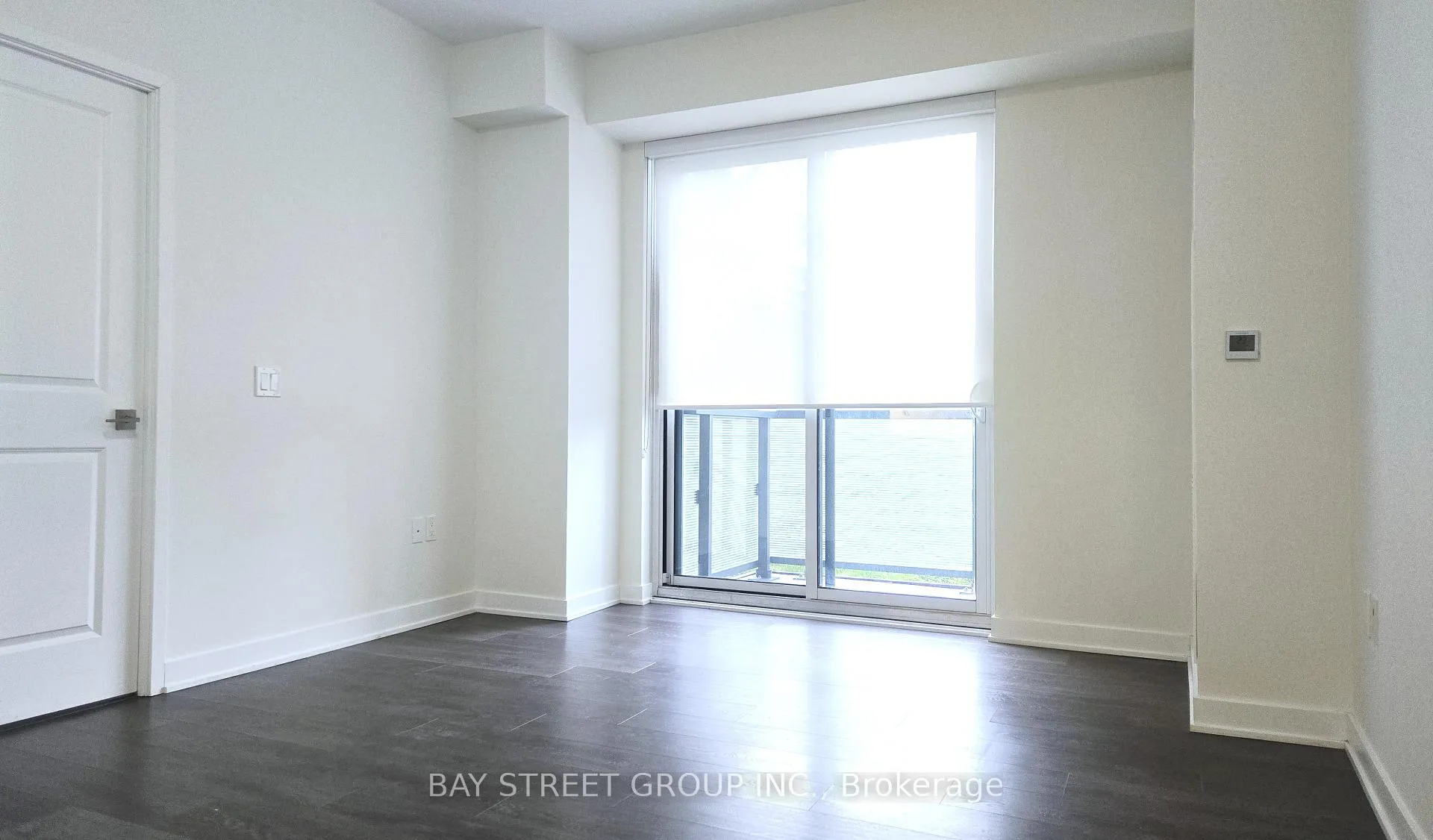 Photo 8 of Unit 201, 85 Oneida Crescent, Richmond Hill, Langstaff — HOMEH