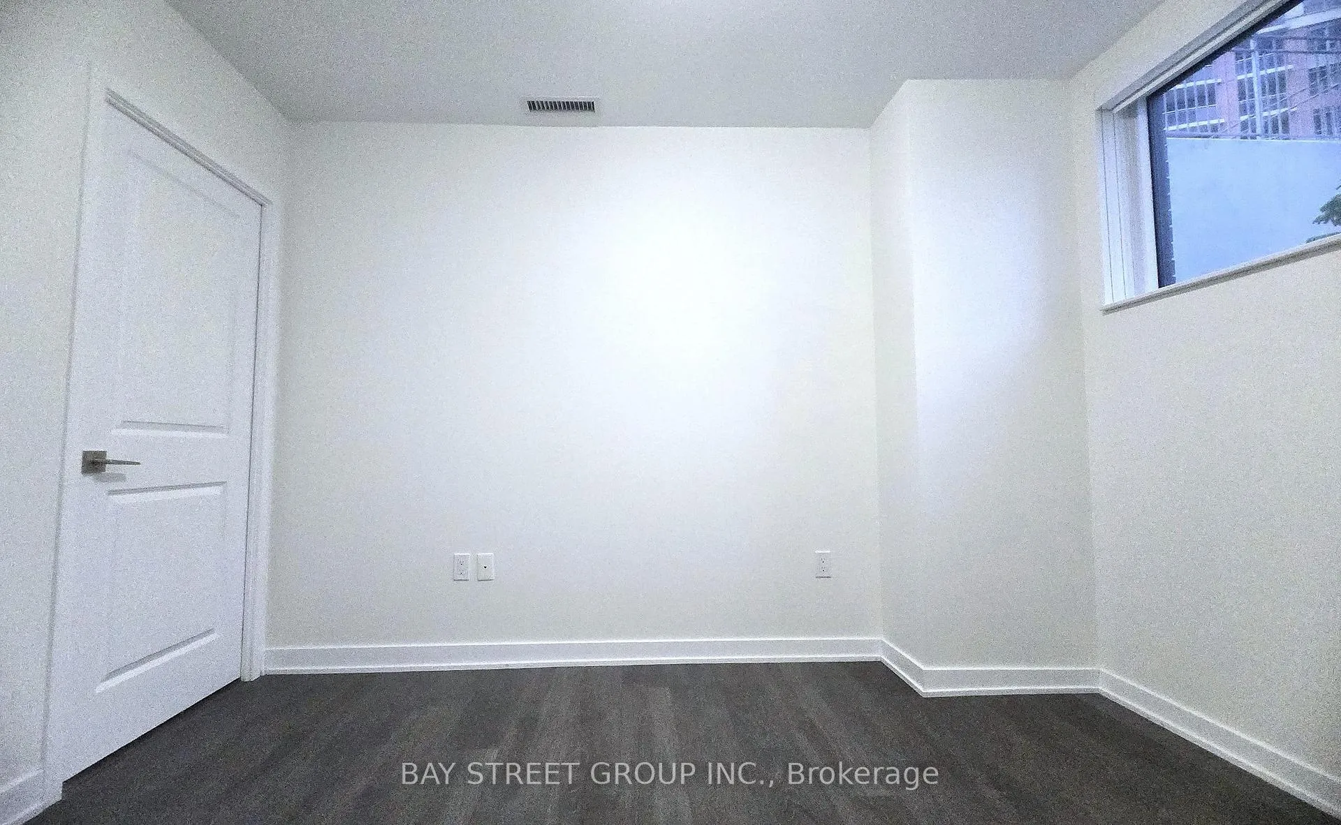 Photo 13 of Unit 201, 85 Oneida Crescent, Richmond Hill, Langstaff — HOMEH