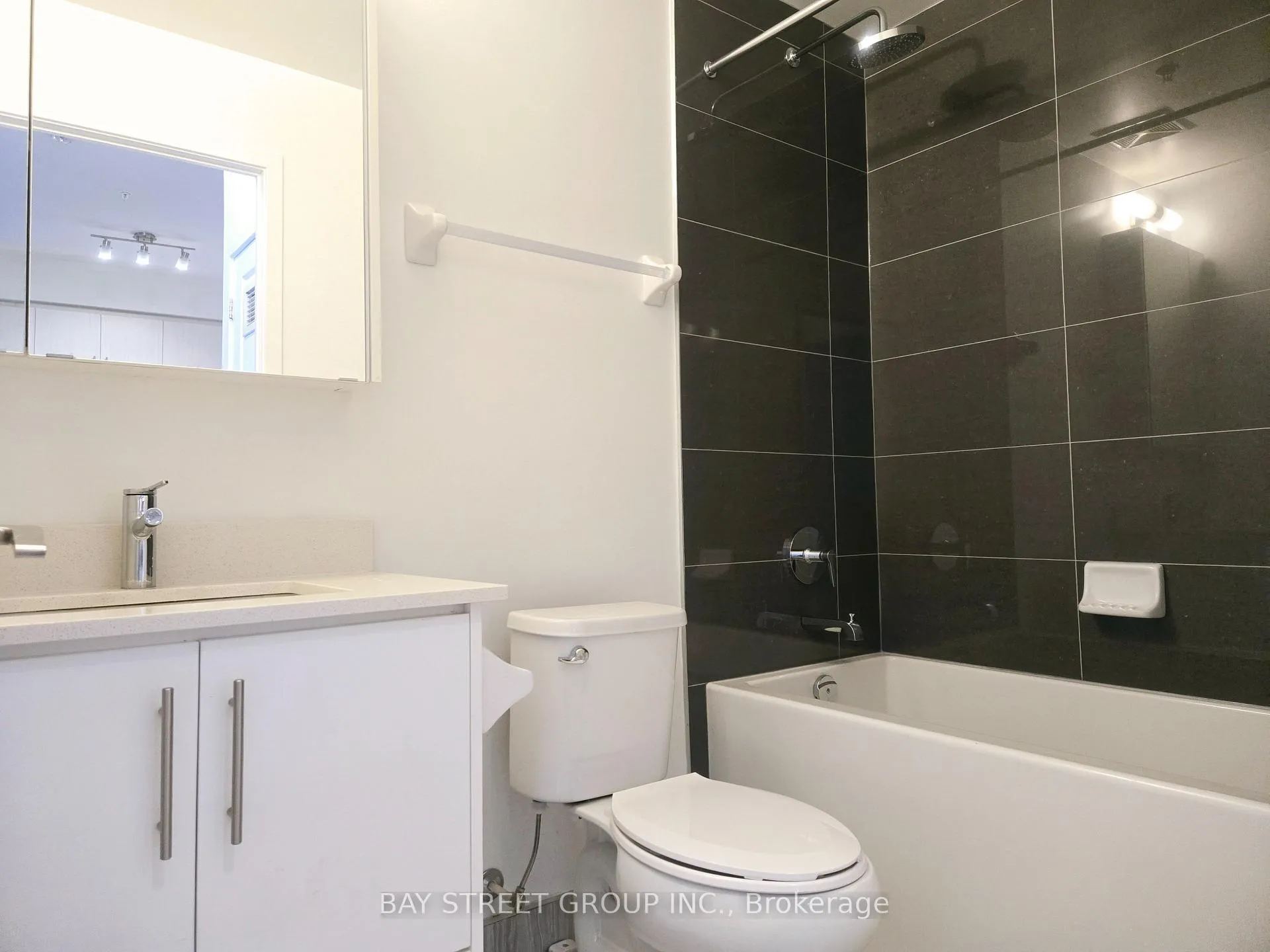 Photo 15 of Unit 201, 85 Oneida Crescent, Richmond Hill, Langstaff — HOMEH