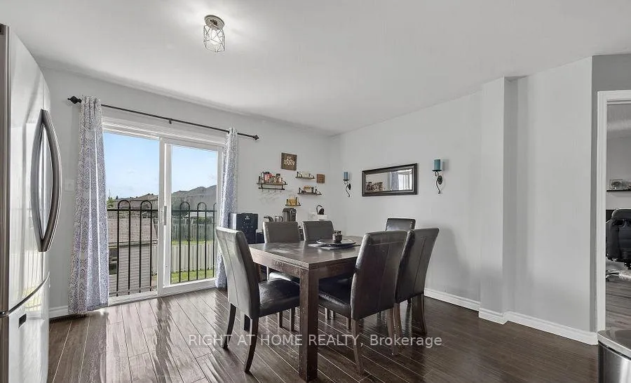 Photo 11 of Unit Main, 132 Dean Avenue, Barrie, Painswick South — HOMEH