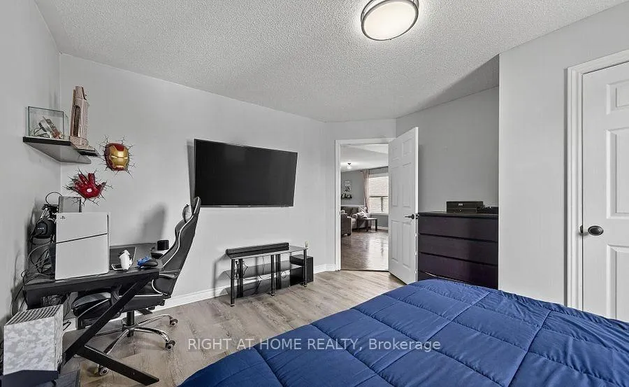 Photo 13 of Unit Main, 132 Dean Avenue, Barrie, Painswick South — HOMEH