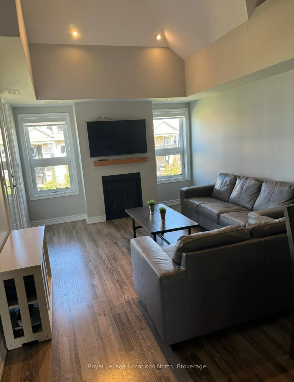 Photo 6 of Unit 302, 5 Anchorage Crescent, Collingwood — HOMEH