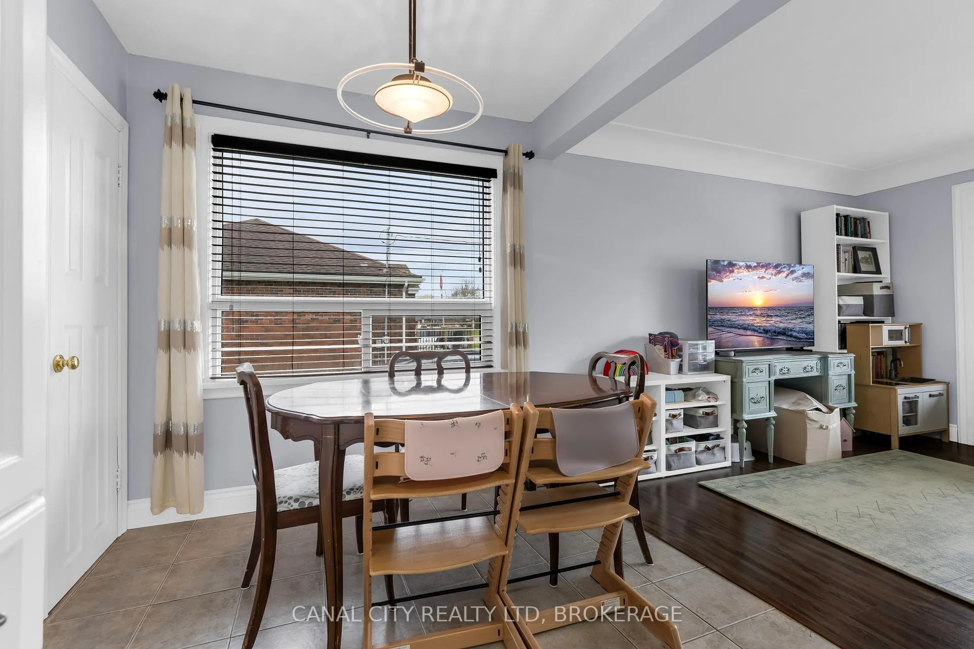 Photo 7 of 572 Clare Avenue, Welland, Prince Charles — HOMEH