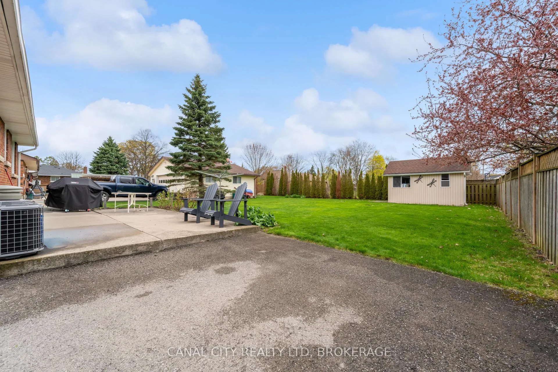 Photo 25 of 572 Clare Avenue, Welland, Prince Charles — HOMEH